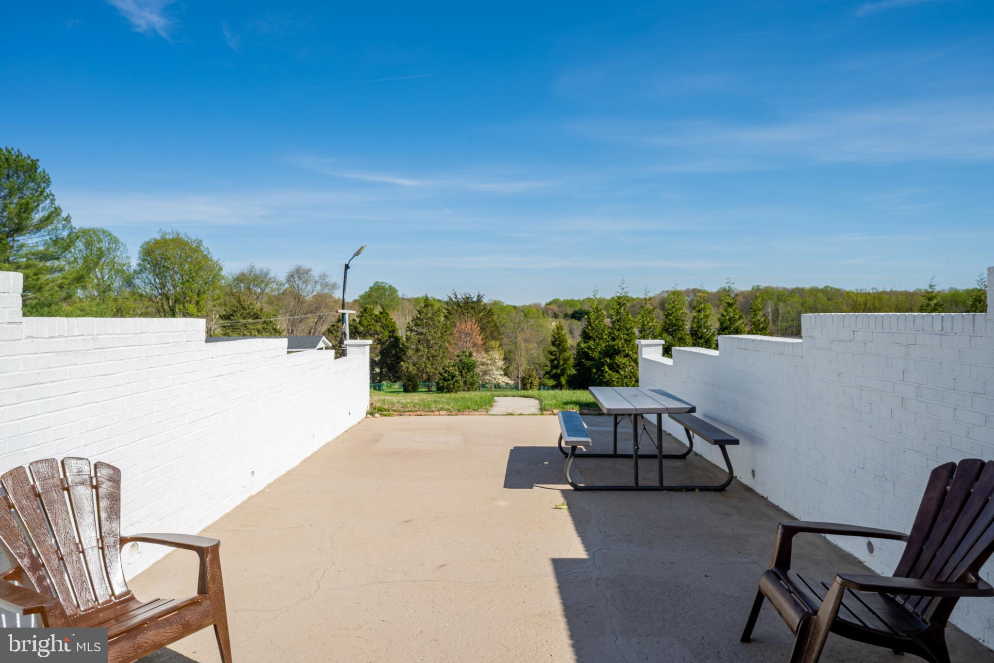 DARNESTOWN KNOLLS - Residential