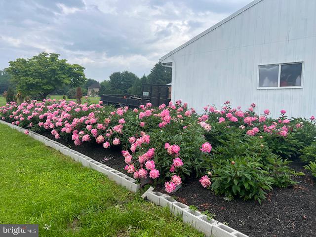 DARNESTOWN KNOLLS - Residential