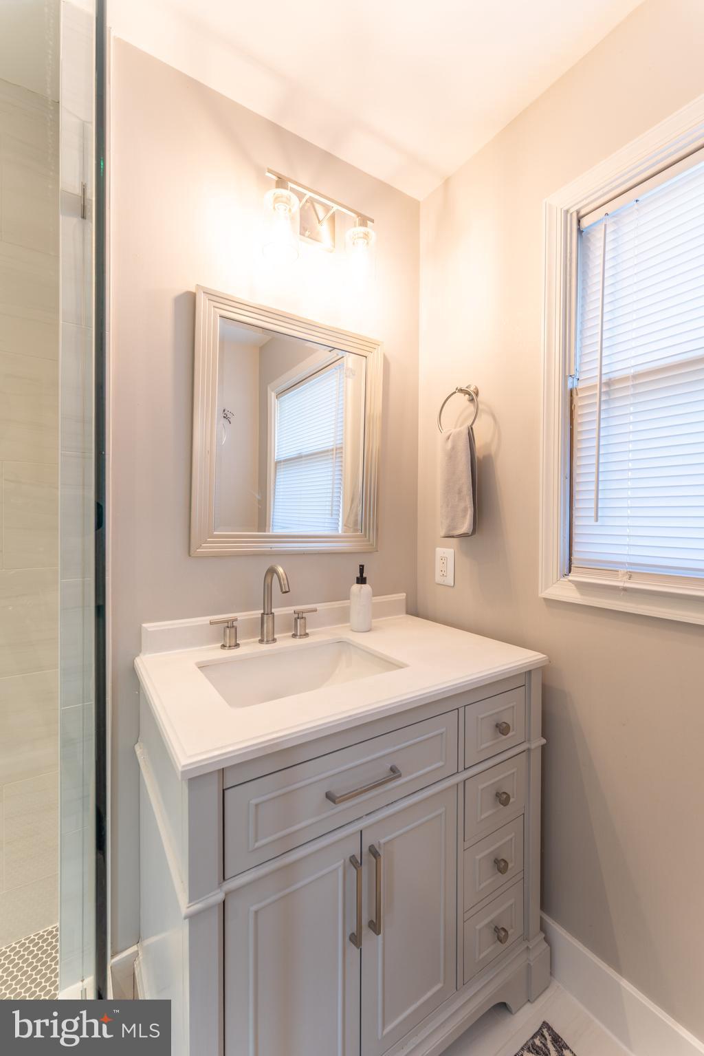 DARNESTOWN KNOLLS - Residential