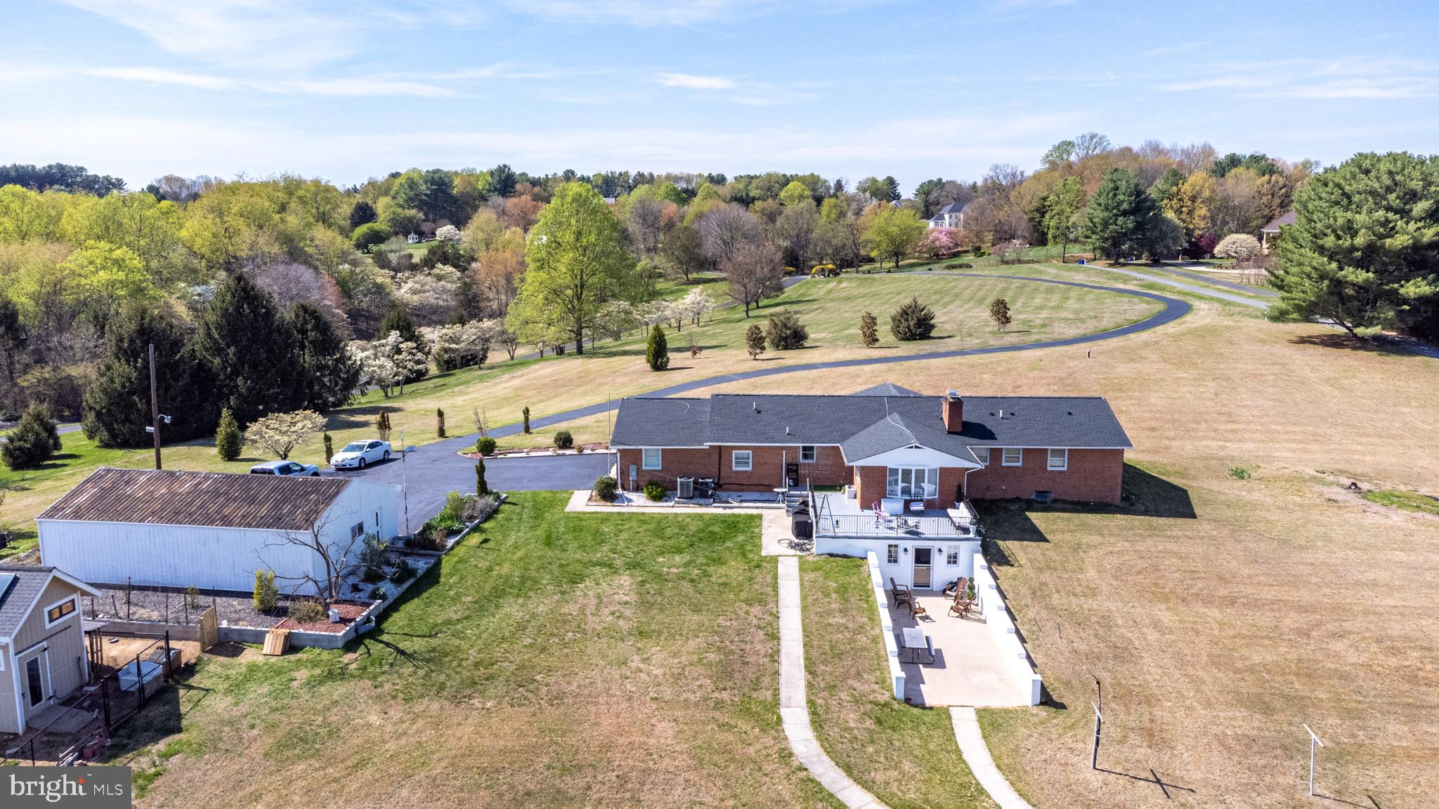 DARNESTOWN KNOLLS - Residential