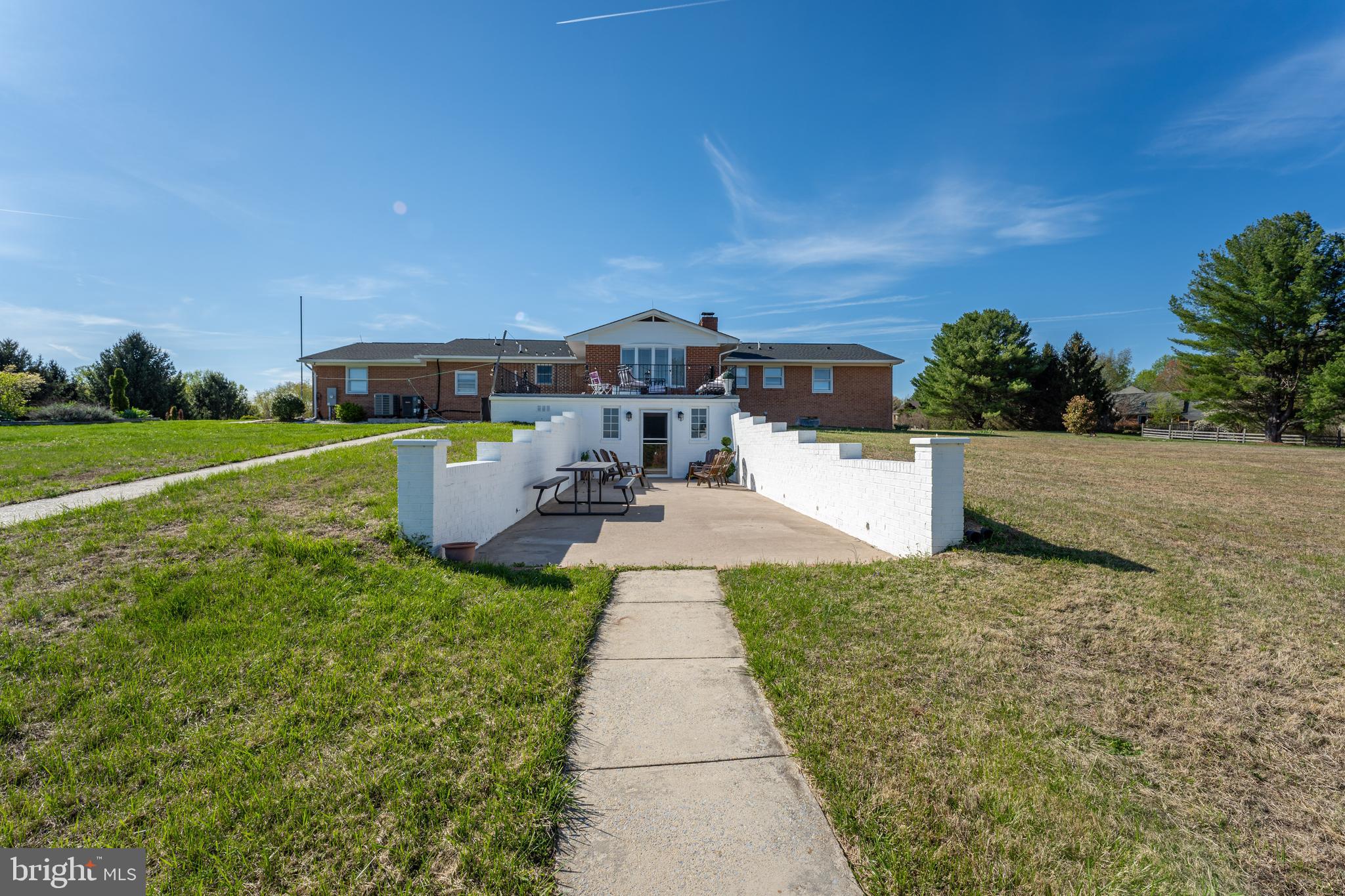 DARNESTOWN KNOLLS - Residential