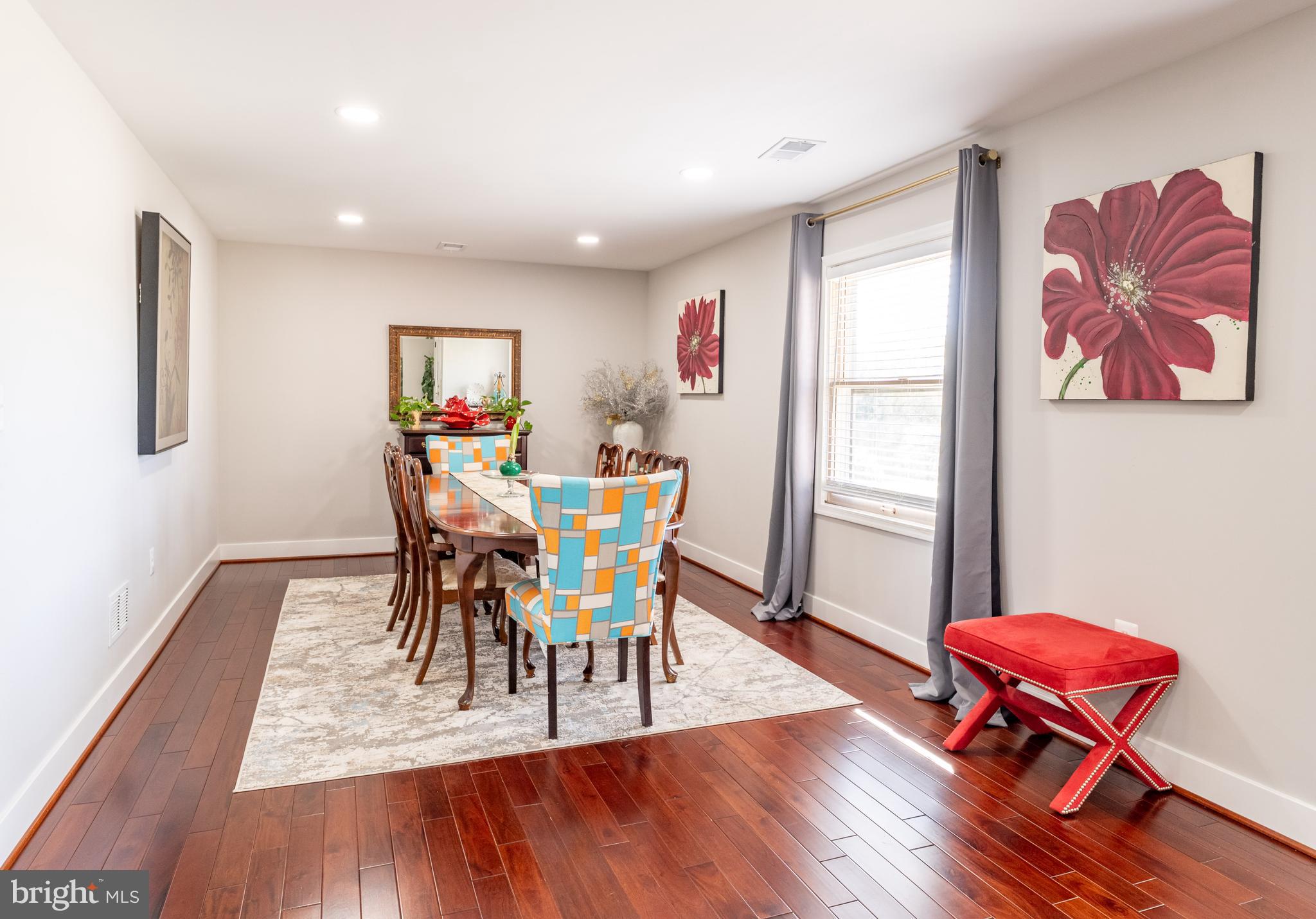 DARNESTOWN KNOLLS - Residential