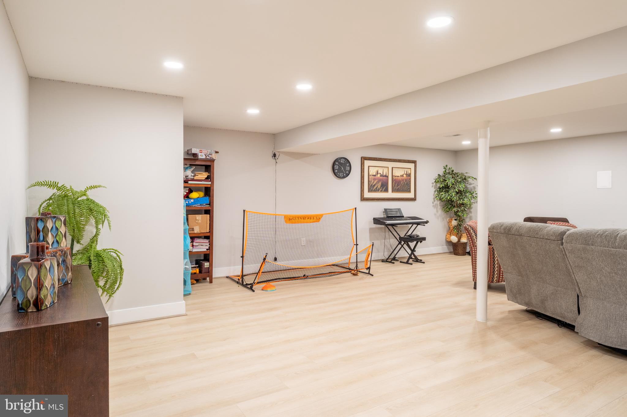 DARNESTOWN KNOLLS - Residential