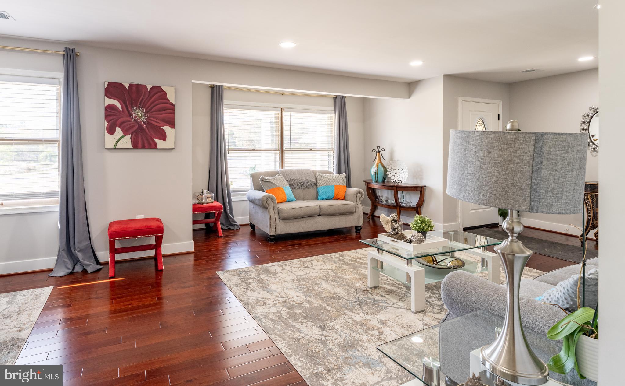 DARNESTOWN KNOLLS - Residential