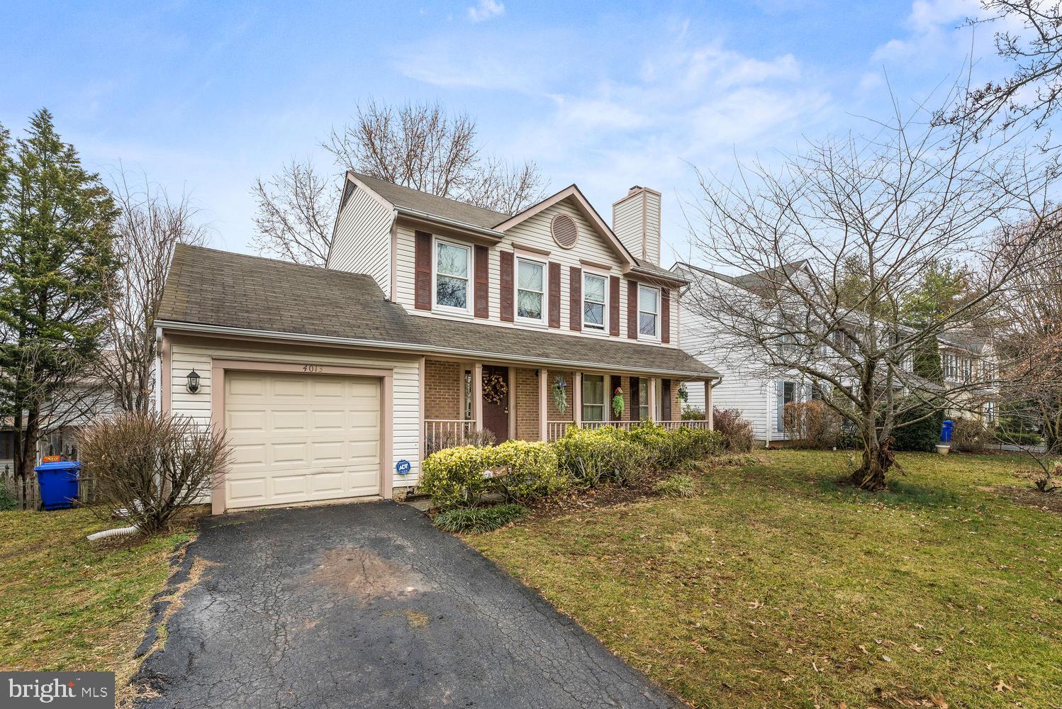 WILLIAMSBURG VILLAGE - Residential