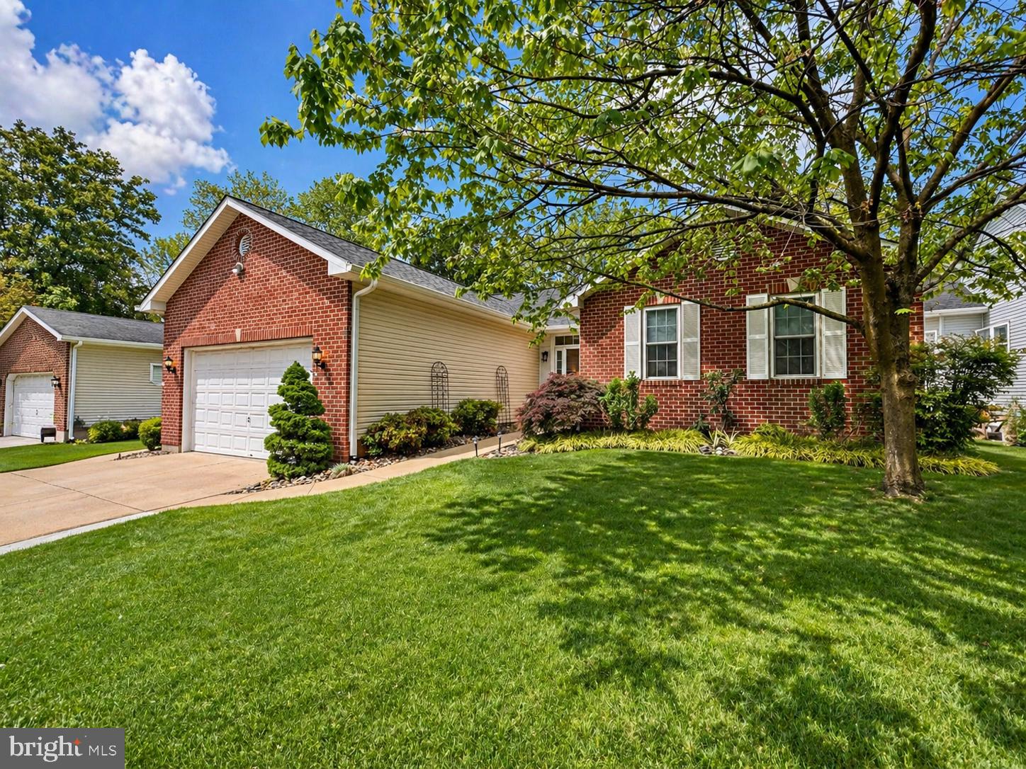 847 MISSION VALLEY LANE