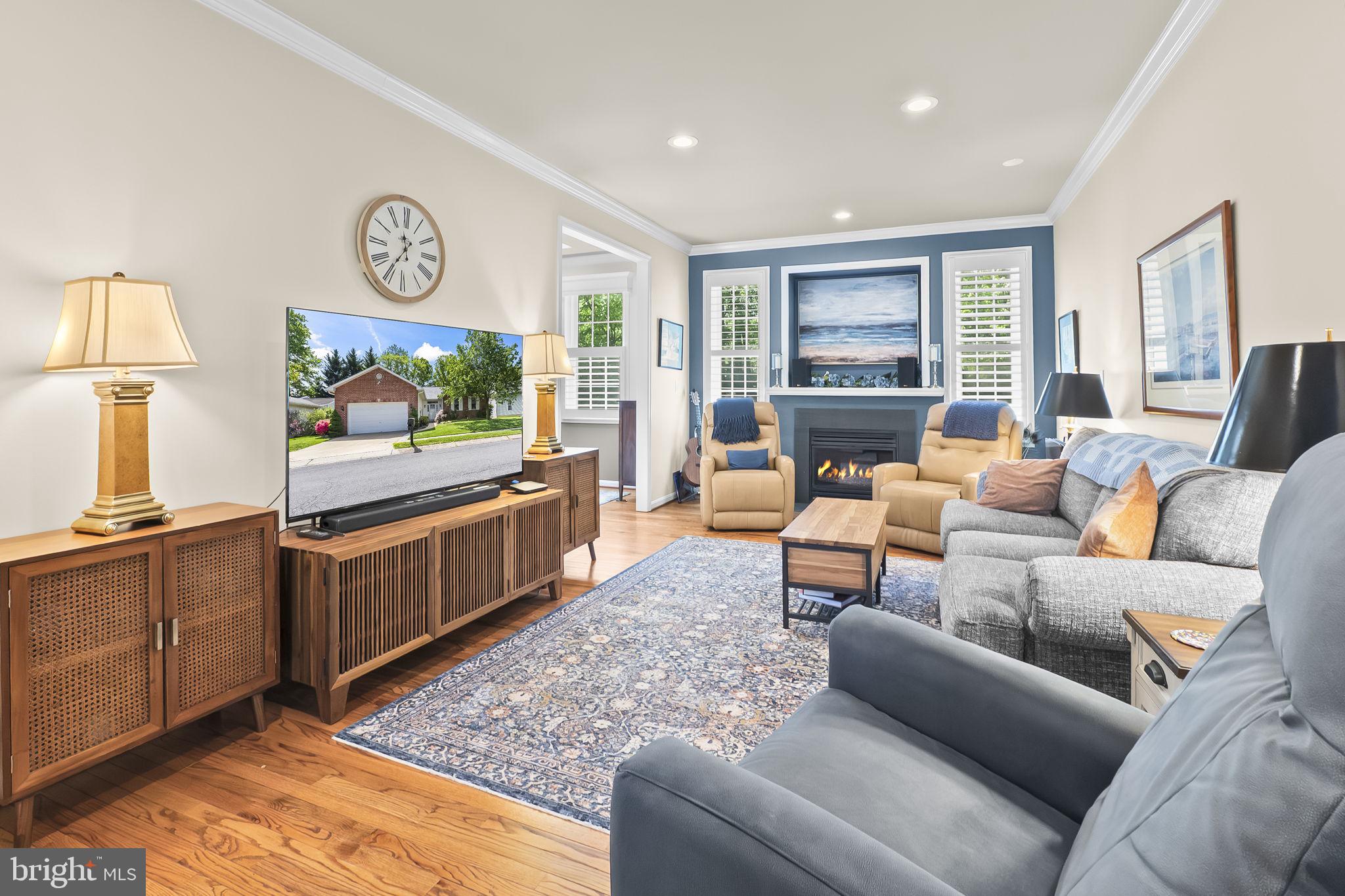 847 MISSION VALLEY LANE