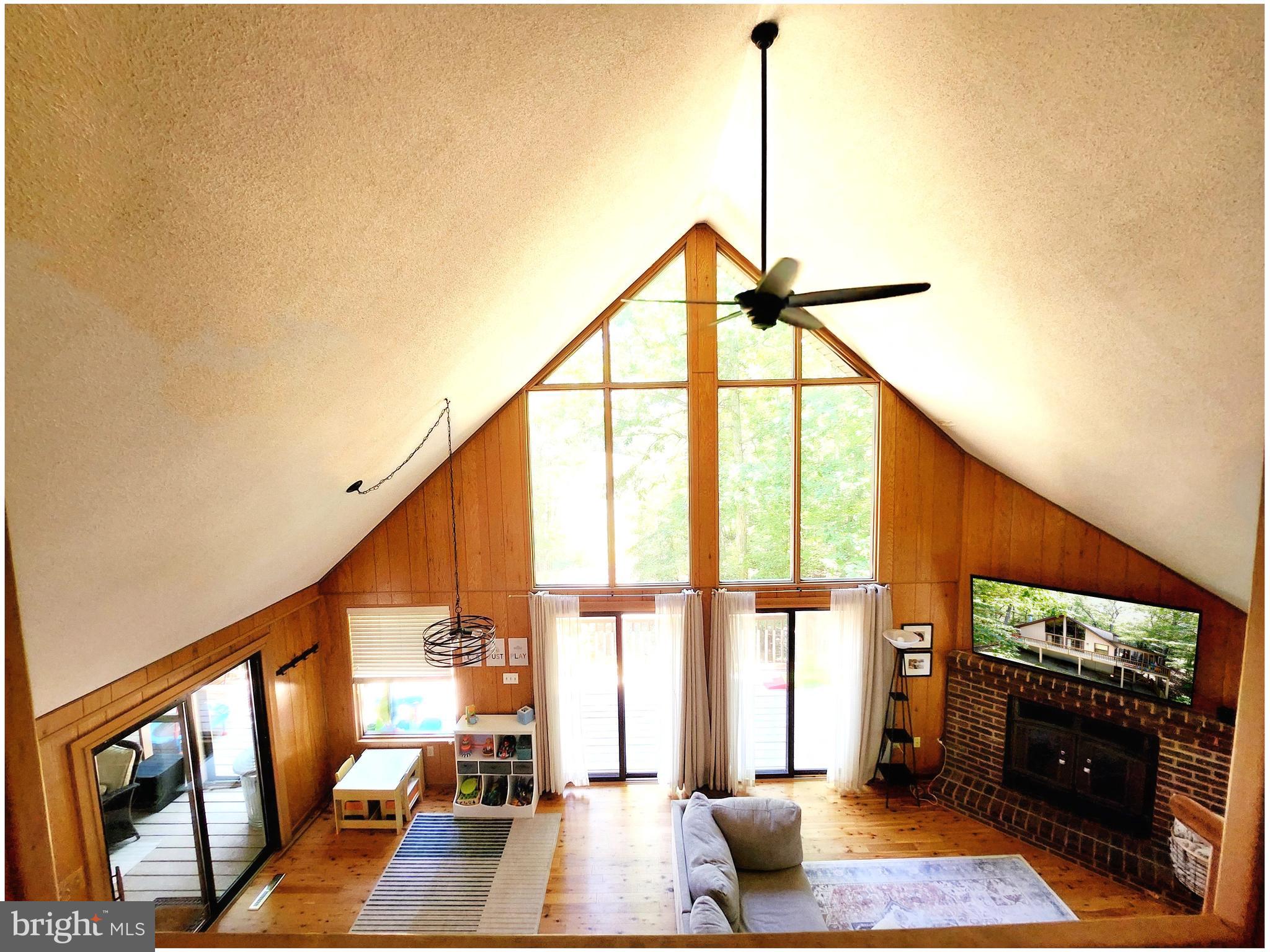 THE WOODS - Residential