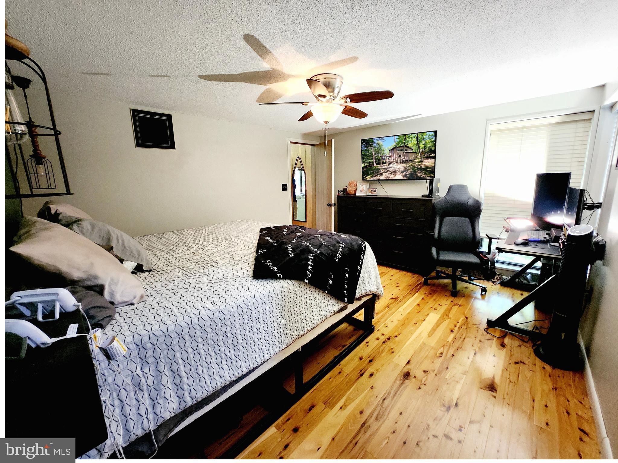 THE WOODS - Residential