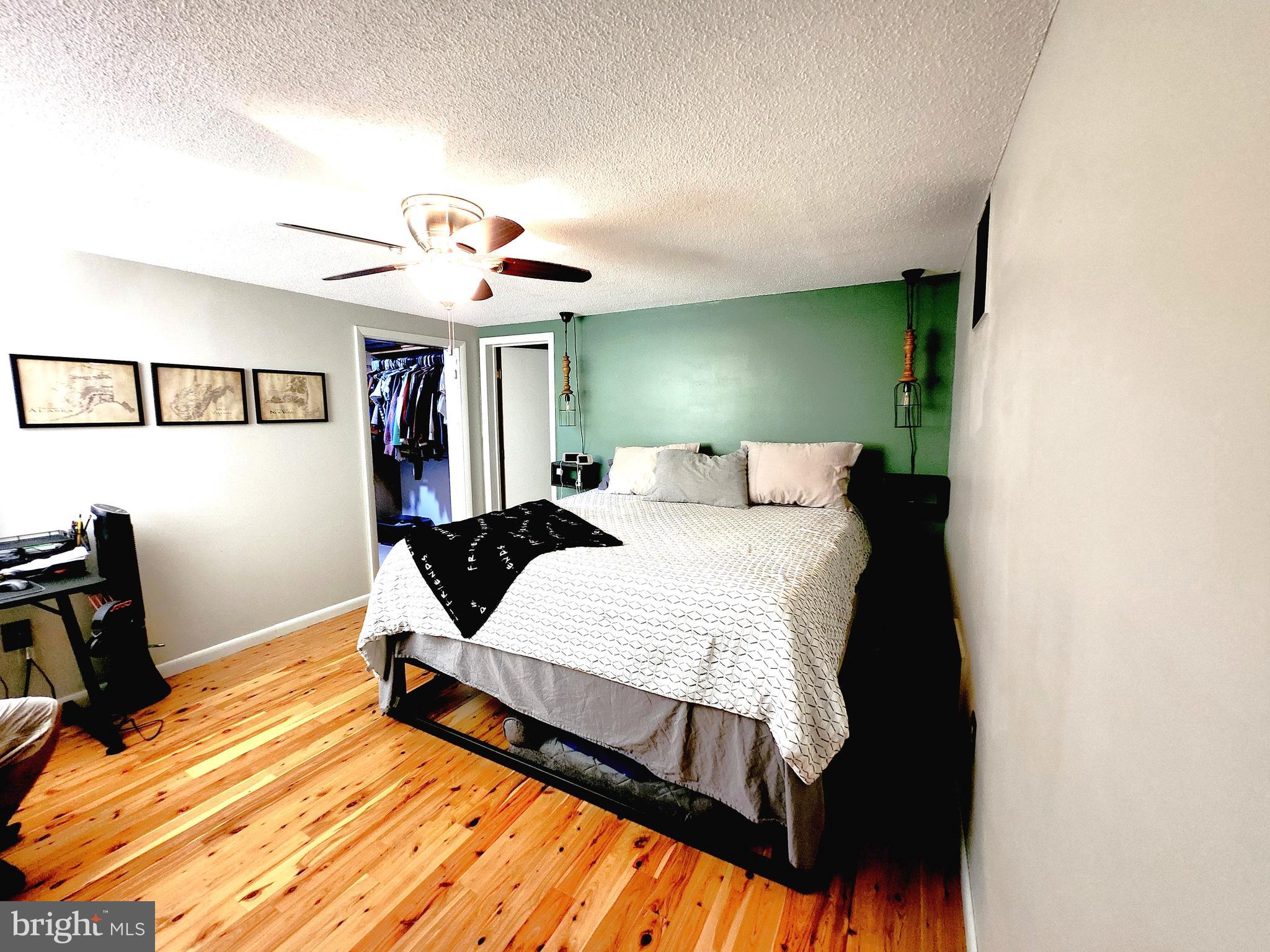 THE WOODS - Residential