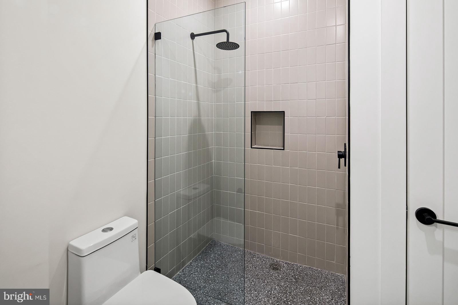 FISHTOWN - Residential Lease