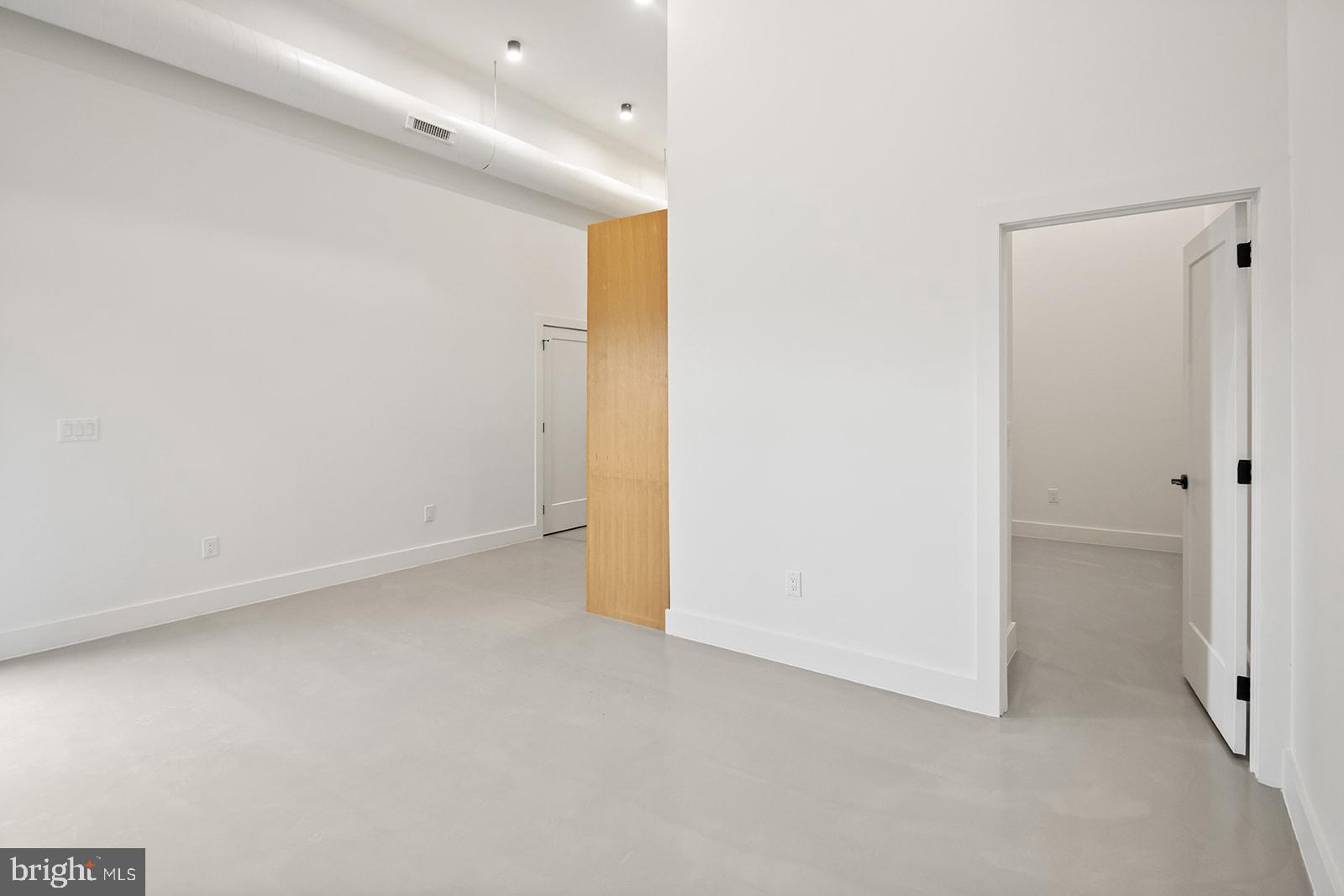 FISHTOWN - Residential Lease