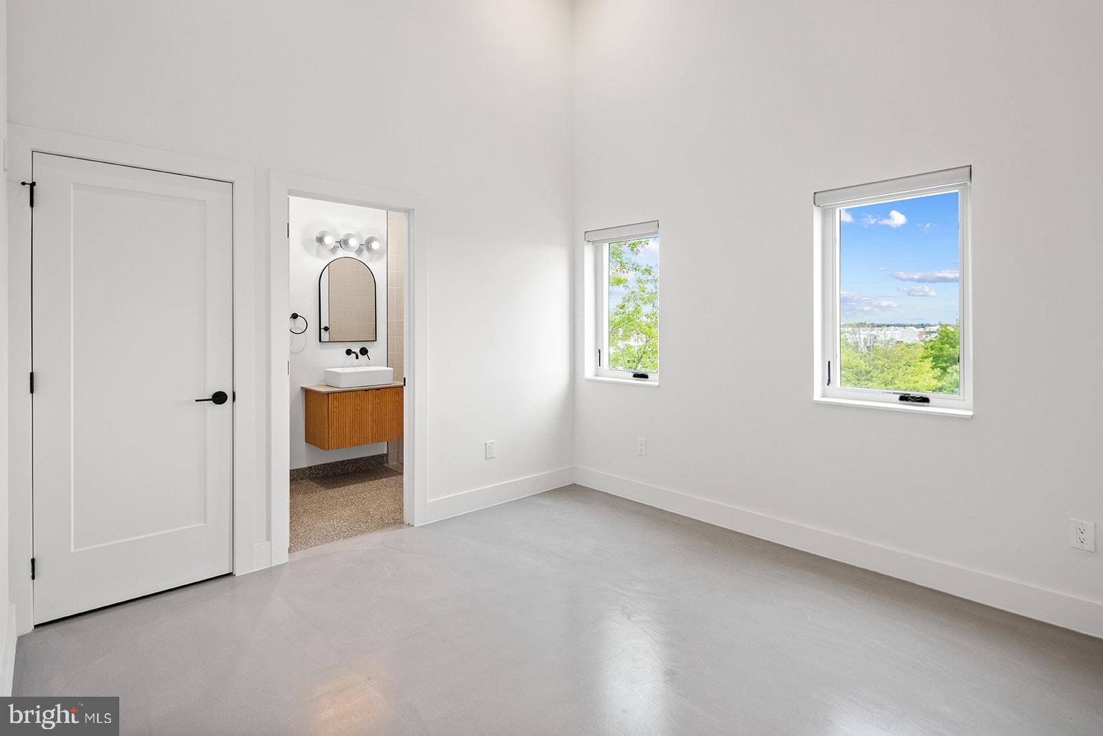 FISHTOWN - Residential Lease