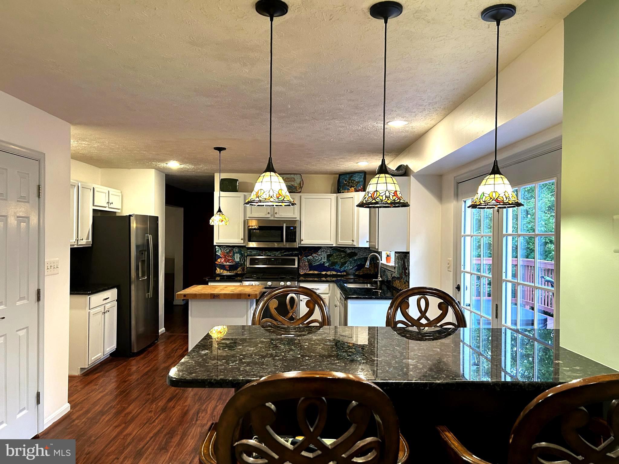 BAYVIEW ESTATES - Residential