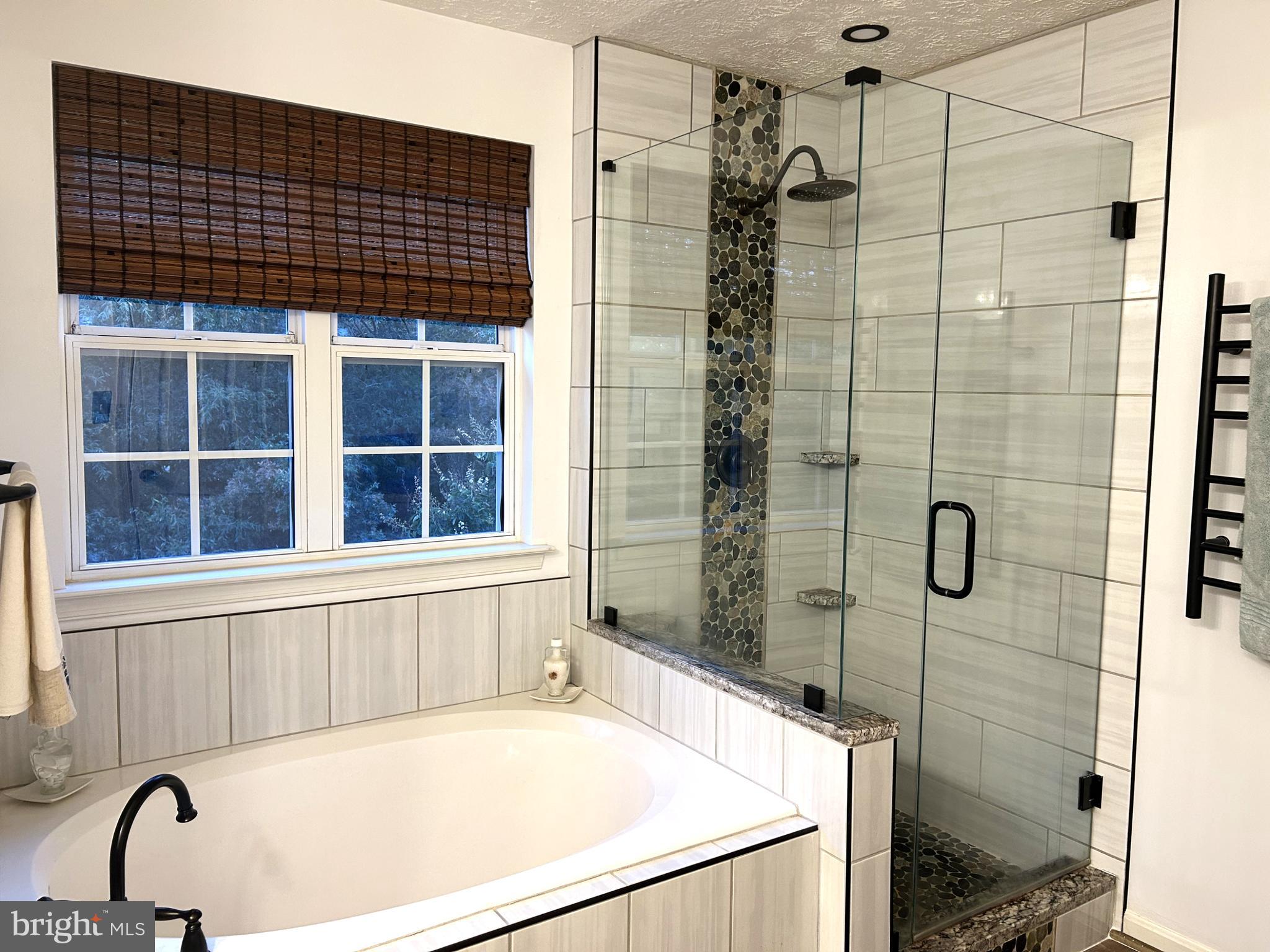 BAYVIEW ESTATES - Residential