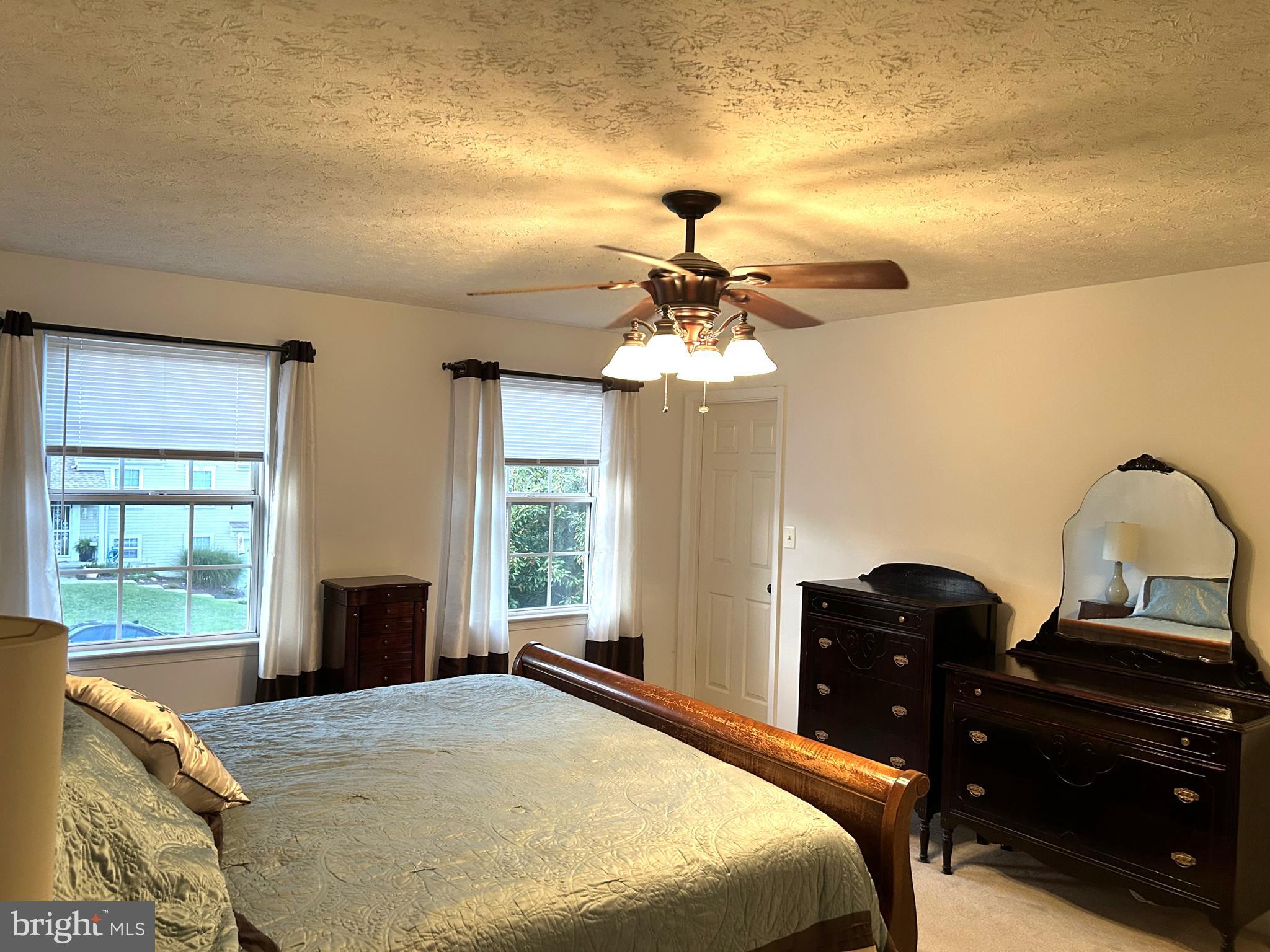 BAYVIEW ESTATES - Residential