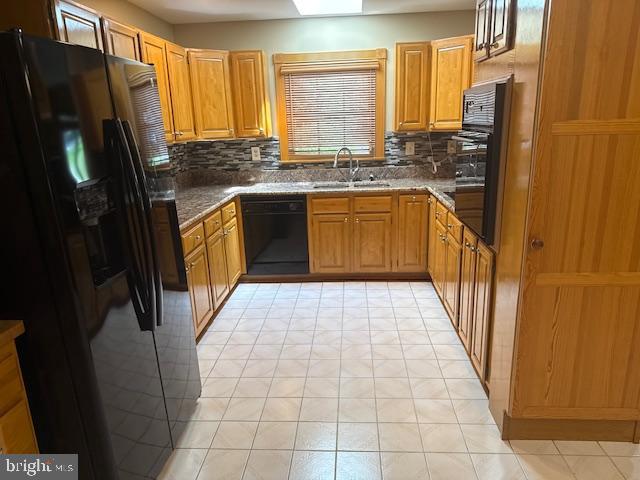 AMBER MEADOWS - Residential