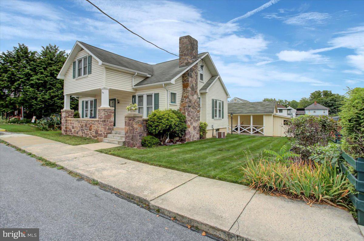 333 WALNUT STREET