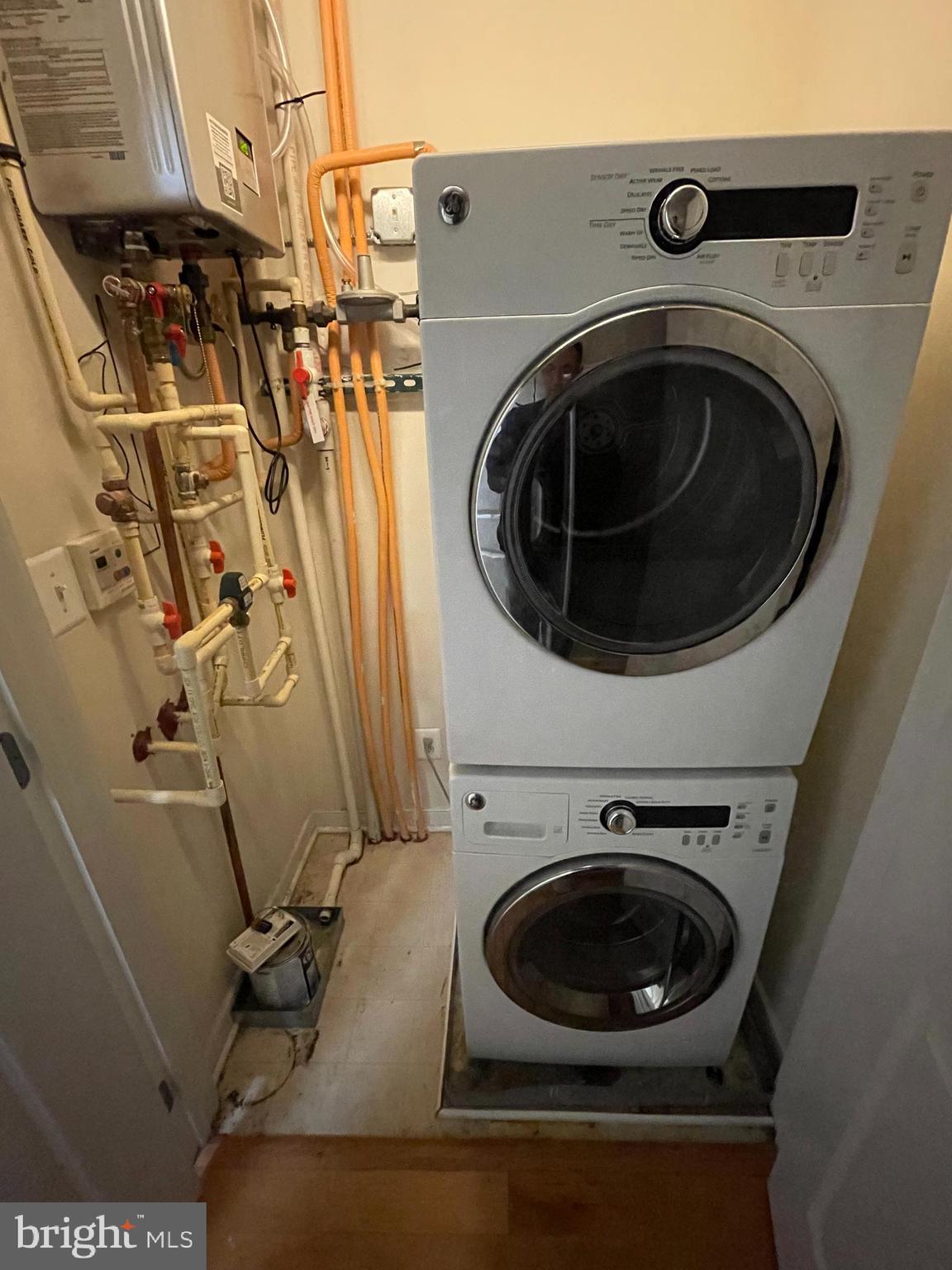 WESTLEE - Residential Lease