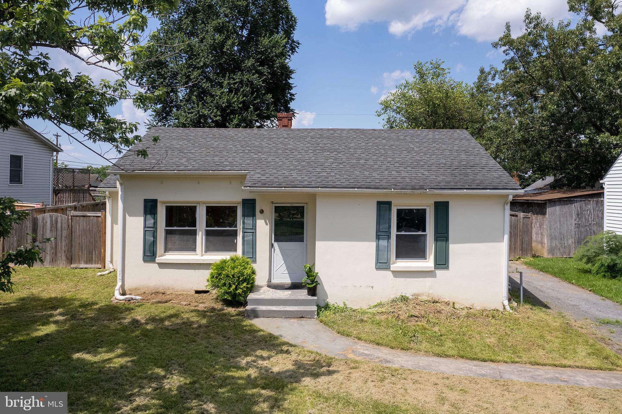 Charming Rancher with Prime Location and Endless Potential!
This well-built, single-level rancher offers 3 bedrooms and 1 full bath across 1,000 square feet of smartly designed living space. Nestled on a quiet street just outside Winchester city limits, this home falls within the Frederick County school district and combines peaceful surroundings with unbeatable convenience—just one minute to Rt. 7, I-81, Martins Grocery, pharmacy, and popular dining spots.
Inside, you'll find a spacious living room, a functional kitchen with loads of natural light, and three comfortable bedrooms. Step outside to enjoy the stone patio, a large fenced yard with a 7-foot privacy fence—perfect for pets (dog door included!)—plus two outbuildings, one of which is a powered workshop ready for your next project.
Whether you're a commuter, downsizer, first-time buyer, or investor, this home checks all the boxes. Solid bones, unbeatable location, and room to make it your own—welcome home!