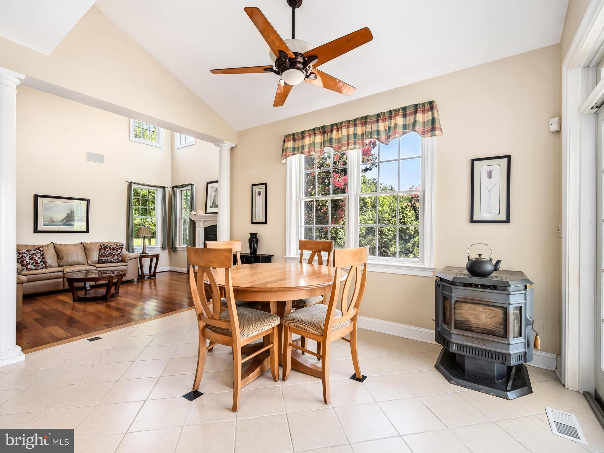 CHURCH HILL - Residential