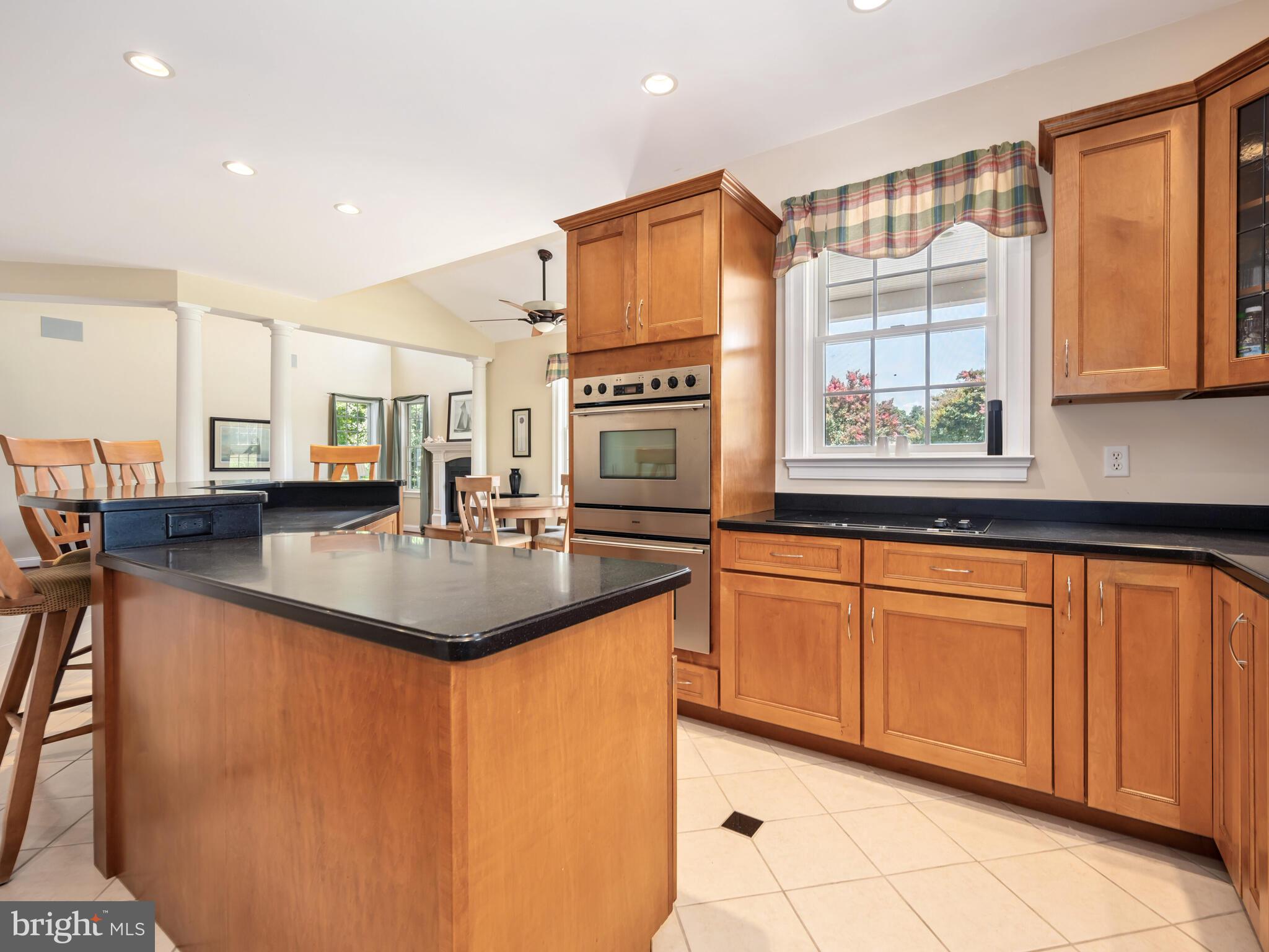 CHURCH HILL - Residential