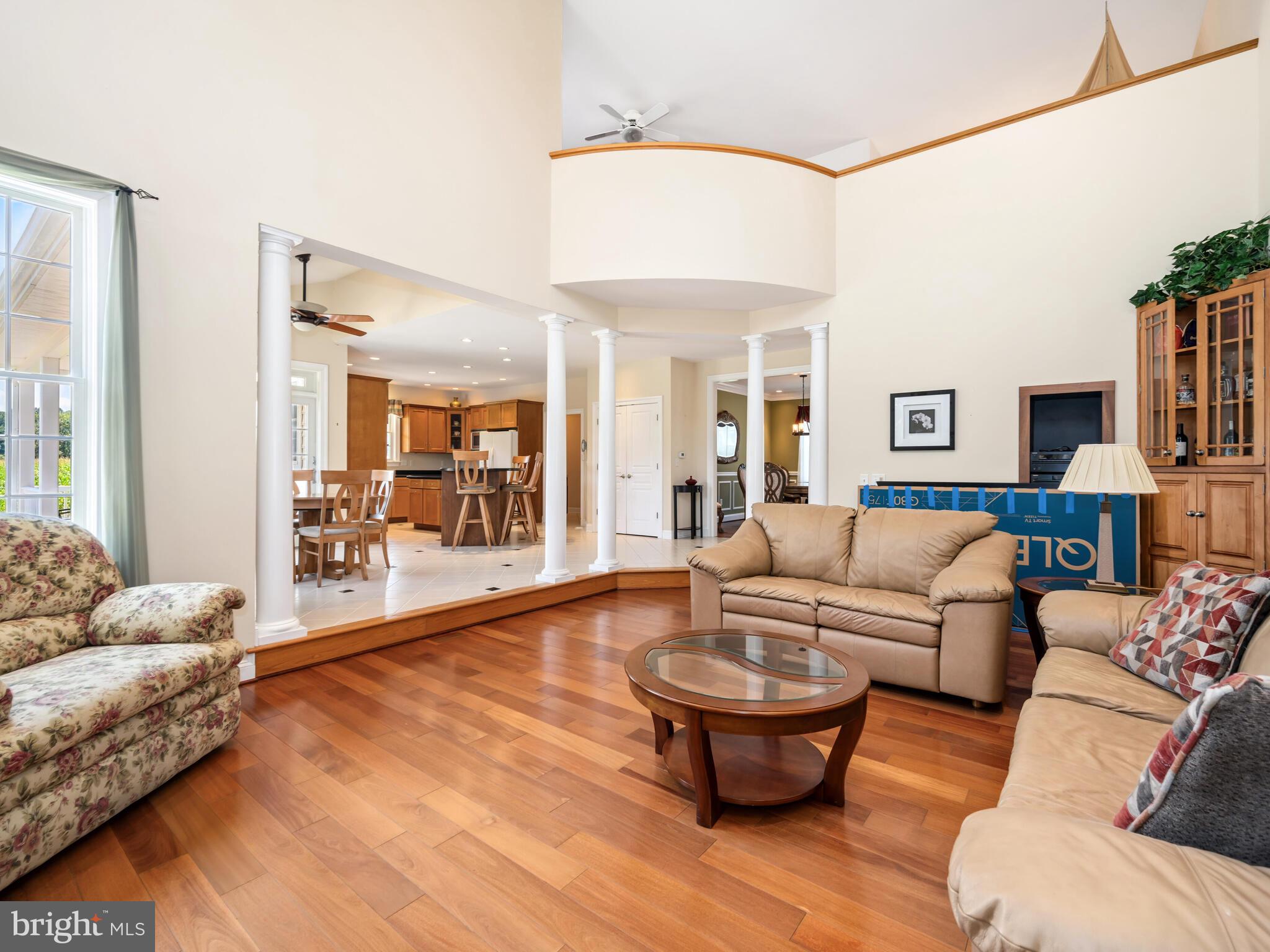 CHURCH HILL - Residential