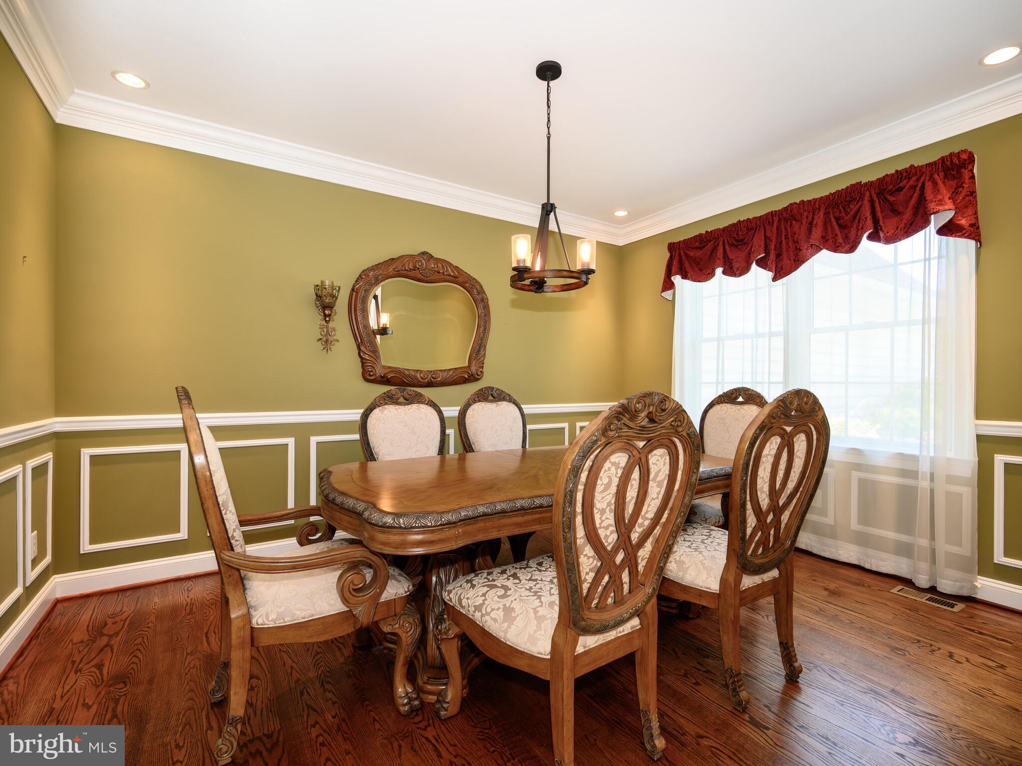 CHURCH HILL - Residential