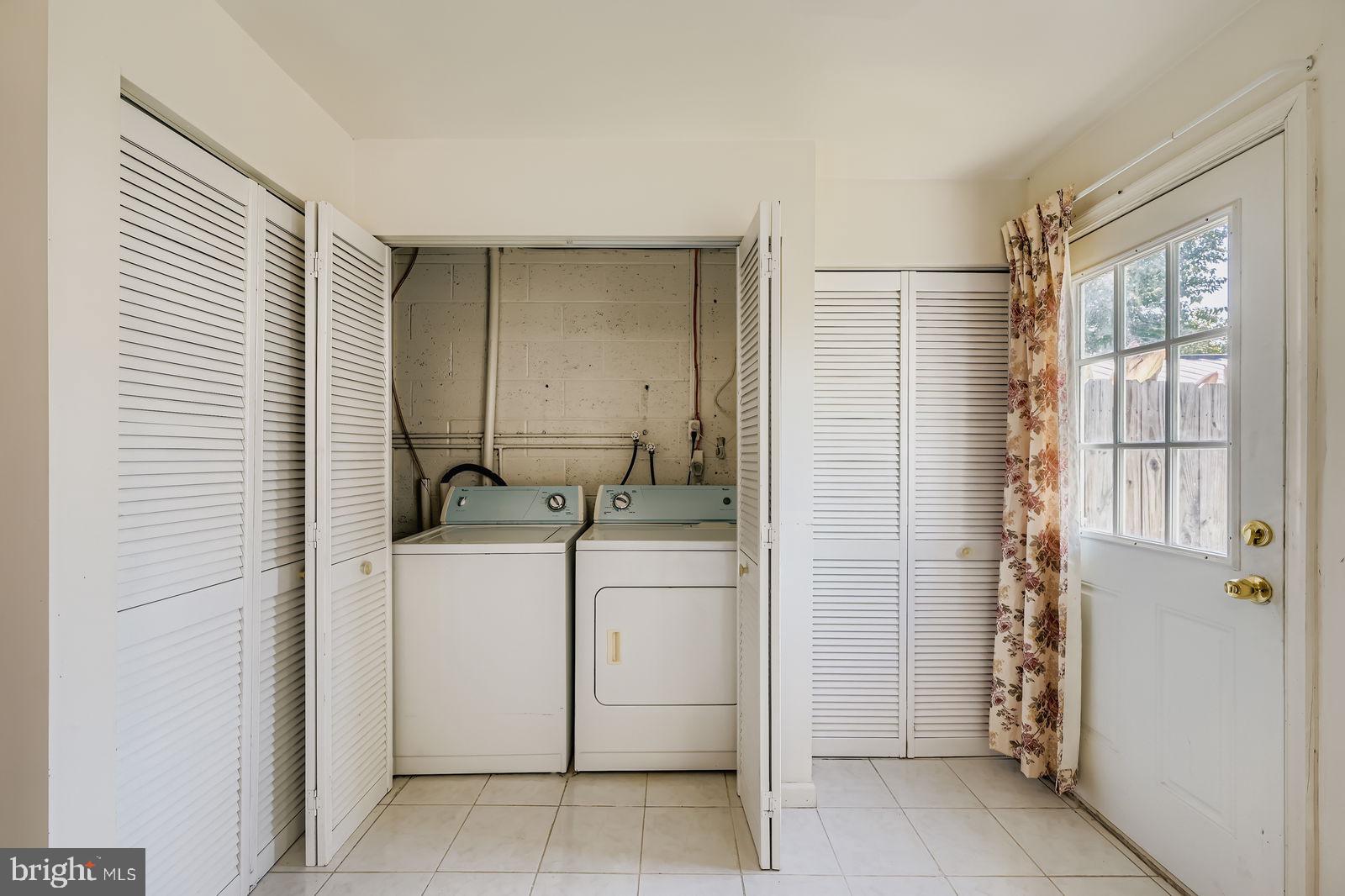 WARFIELD CONDOMINIUMS - Residential