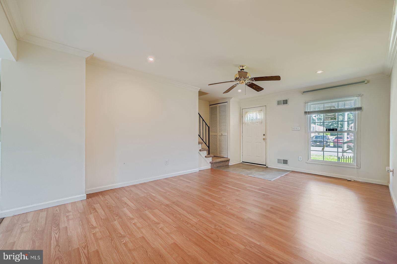 1811 ARWELL COURT