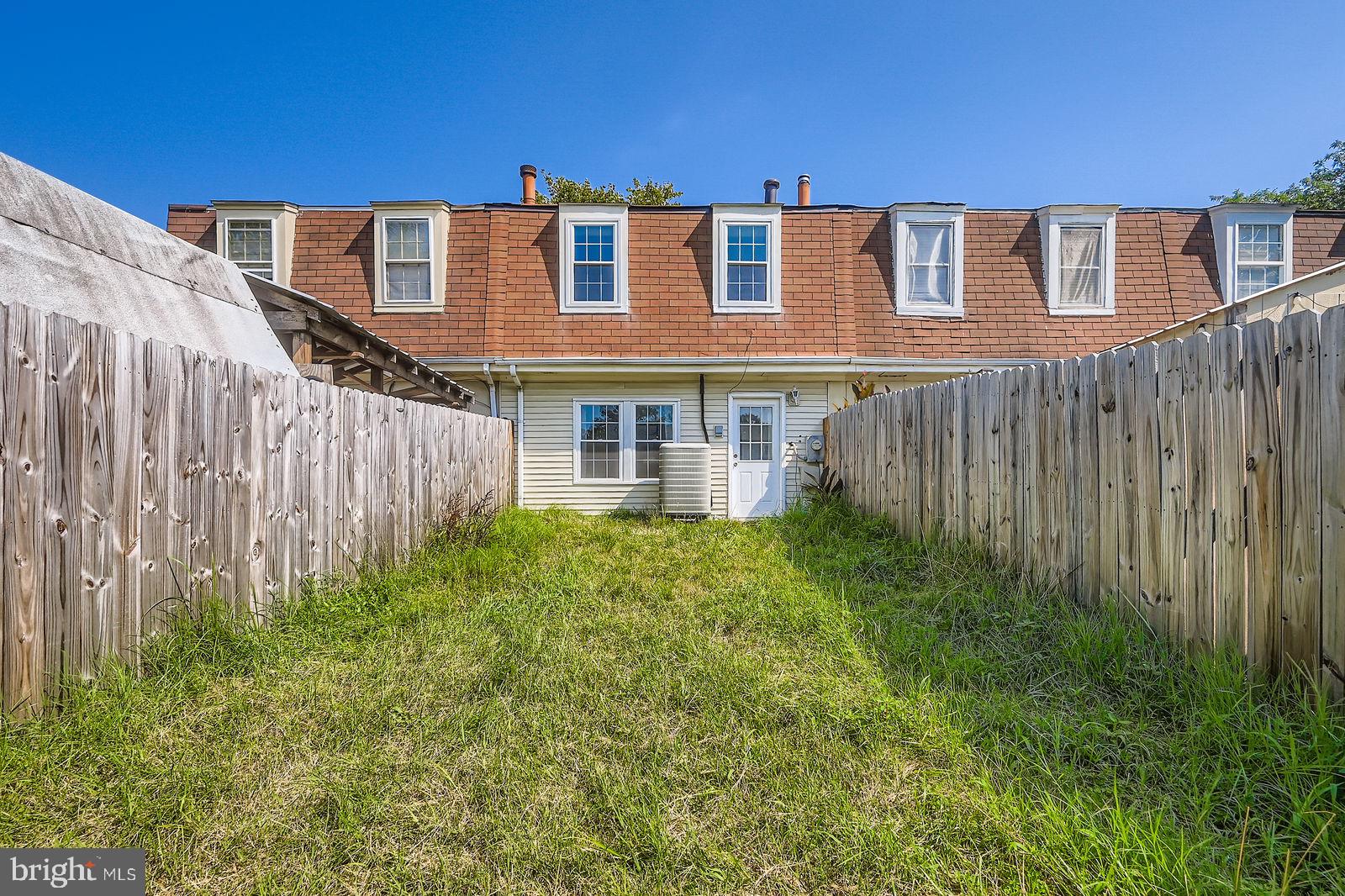 WARFIELD CONDOMINIUMS - Residential