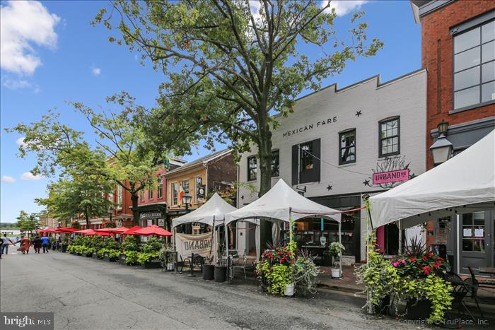 BELLE VIEW CONDOMINIUMS - Residential