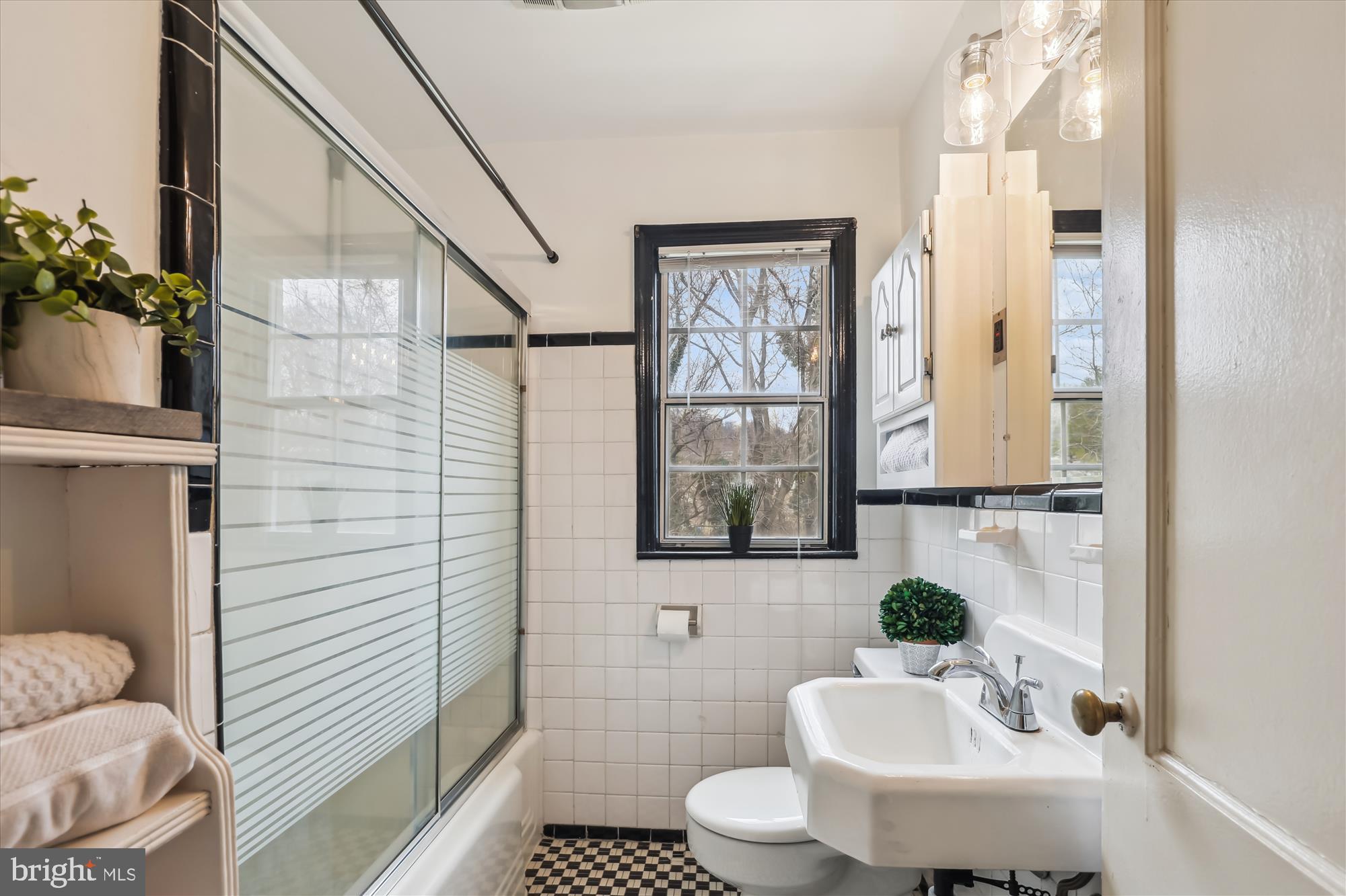 BELLE VIEW CONDOMINIUMS - Residential