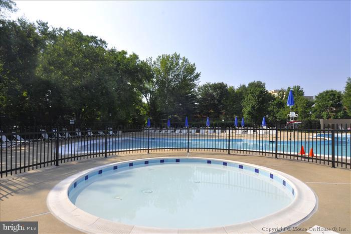 BELLE VIEW CONDOMINIUMS - Residential