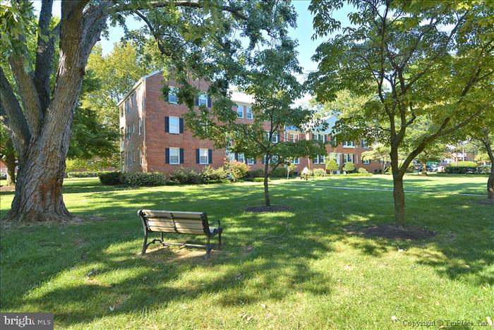 BELLE VIEW CONDOMINIUMS - Residential