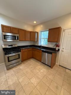 TEMPLE UNIVERSITY - Residential Lease