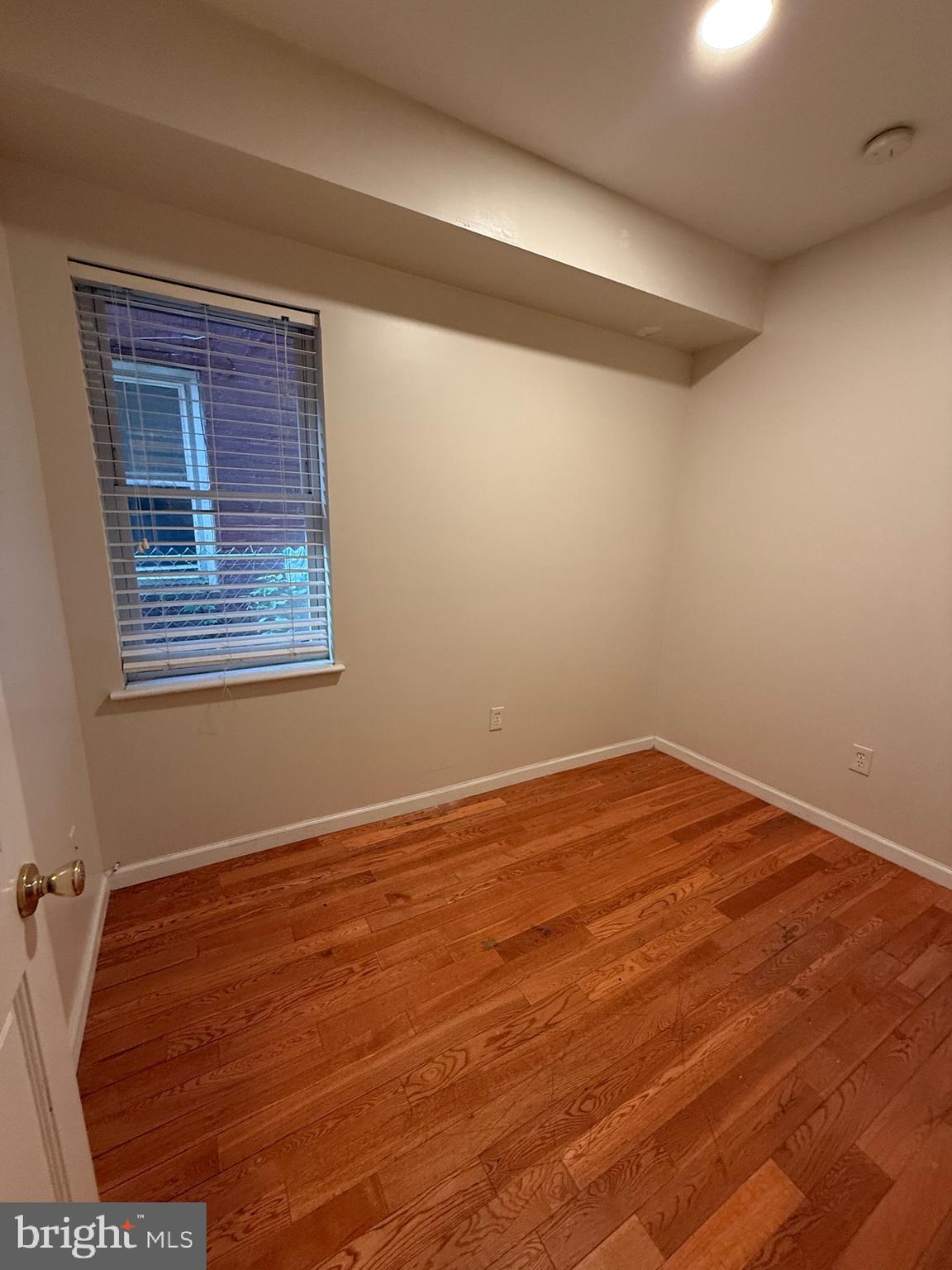 TEMPLE UNIVERSITY - Residential Lease