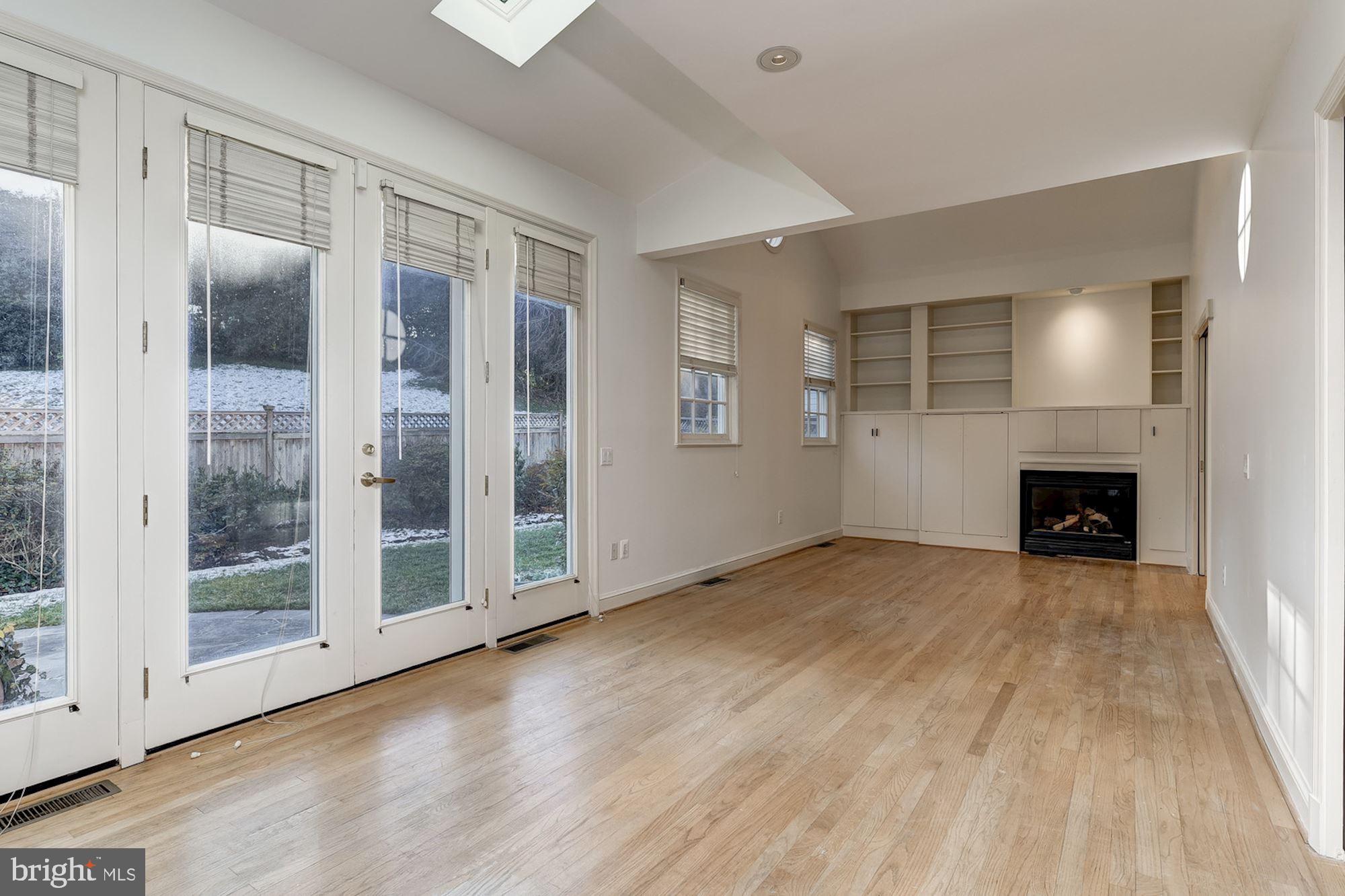 SUMNER - Residential