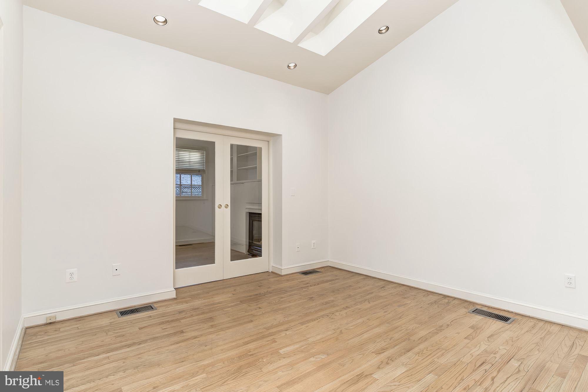 SUMNER - Residential