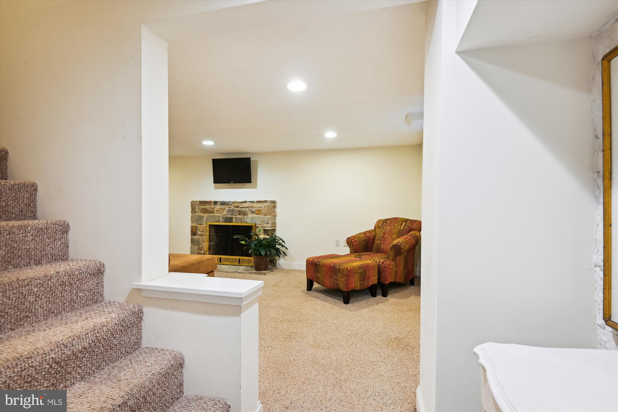 STONELEIGH - Residential