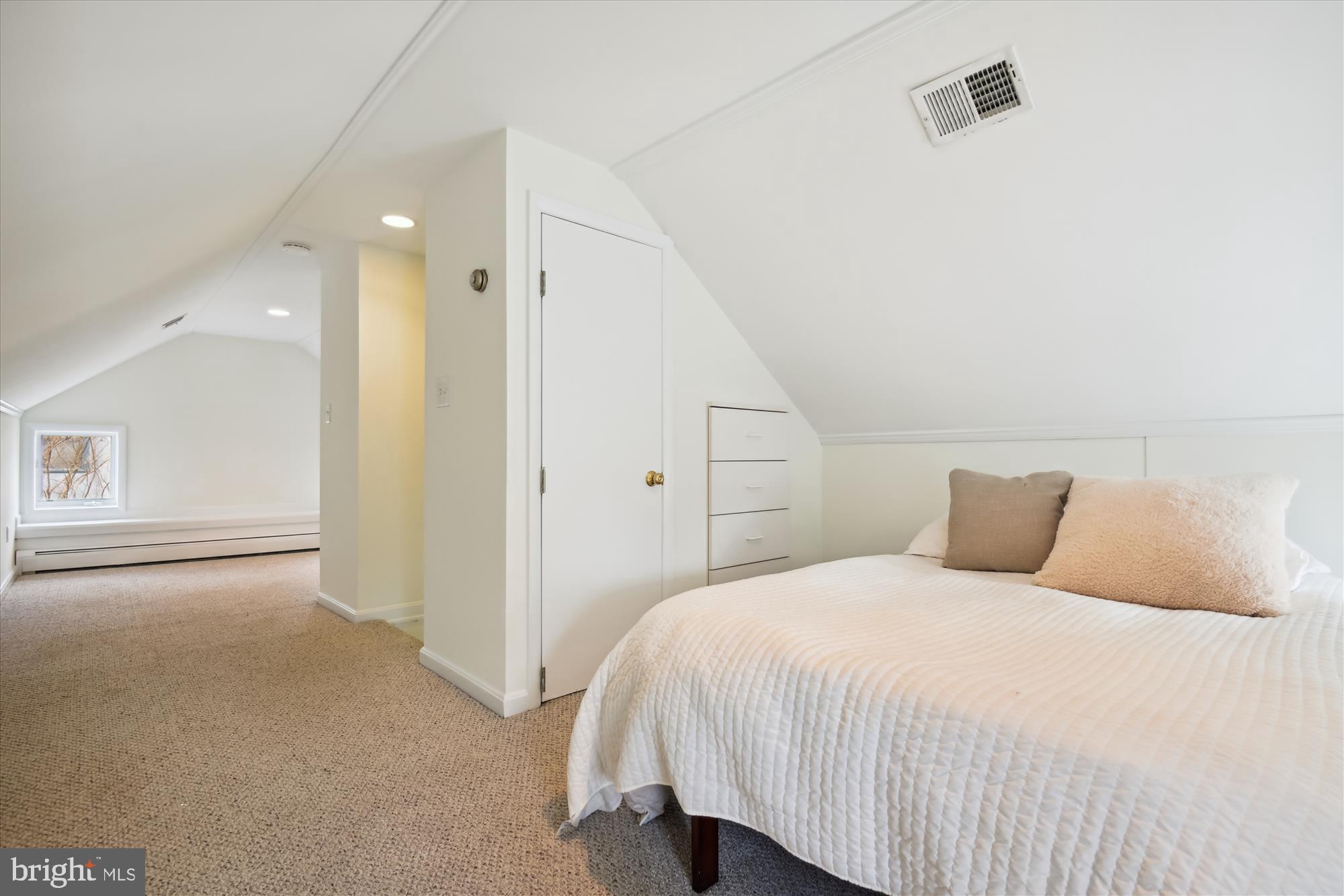 STONELEIGH - Residential