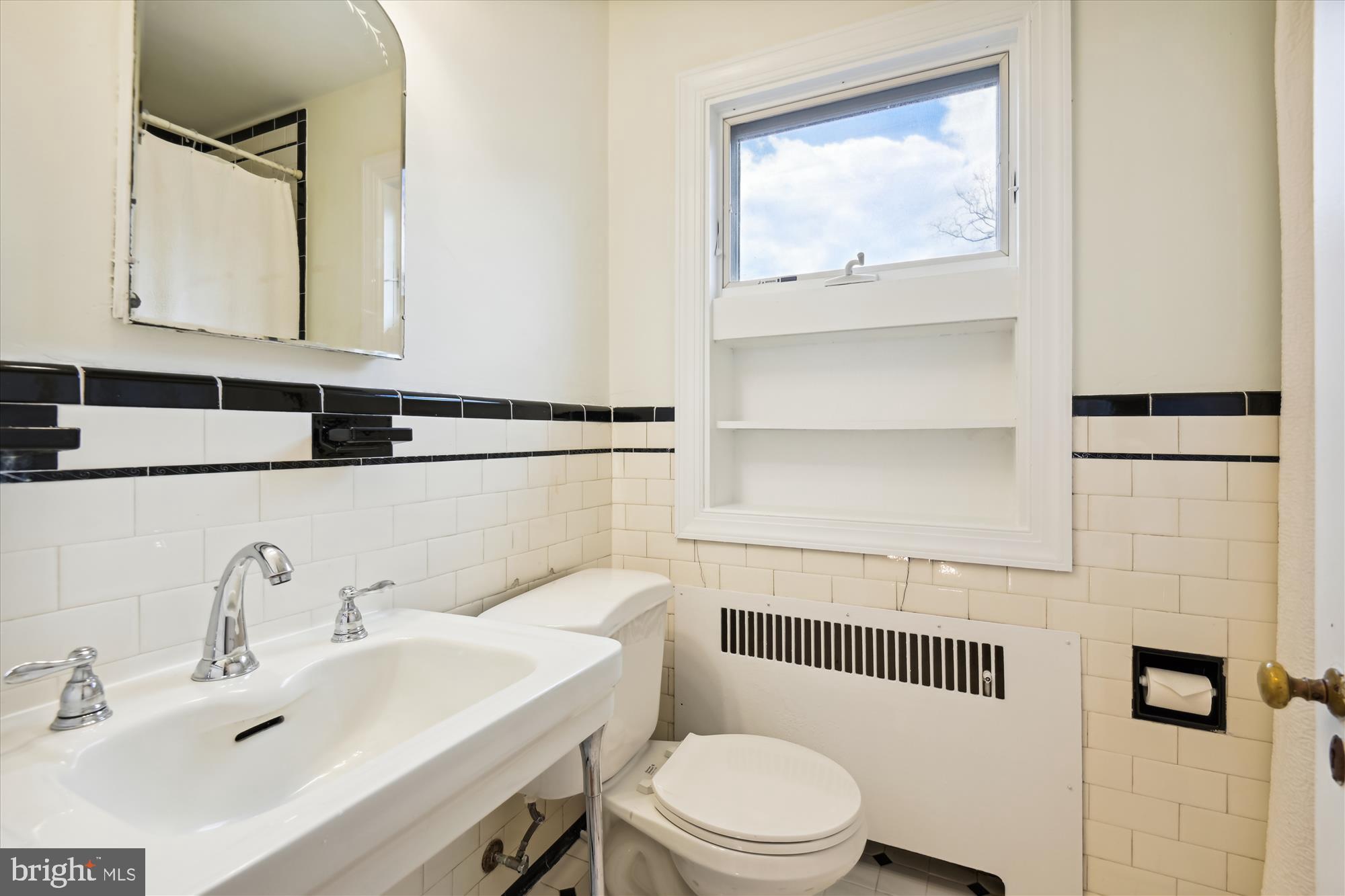 STONELEIGH - Residential