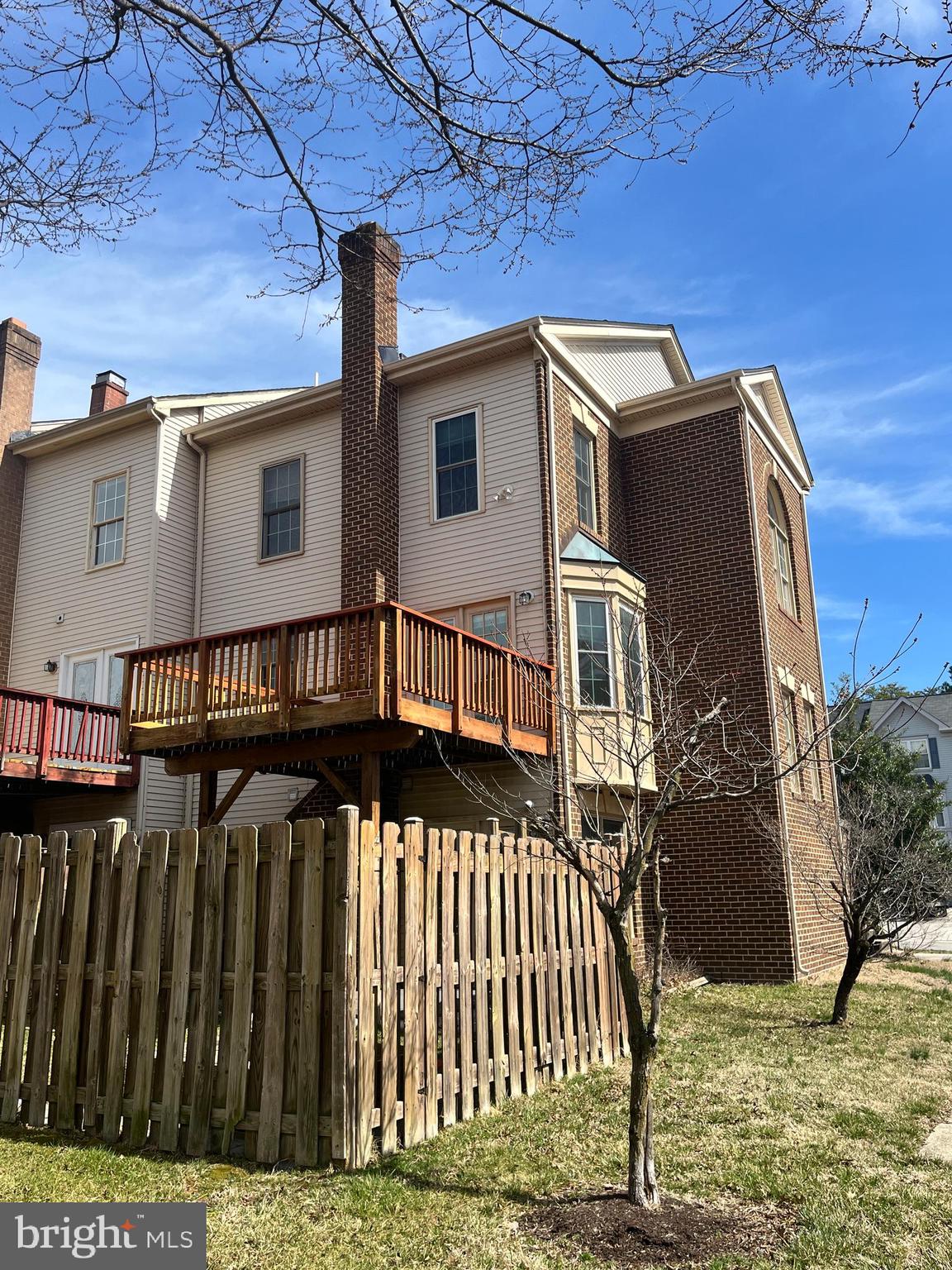 SEVEN OAKS - Residential