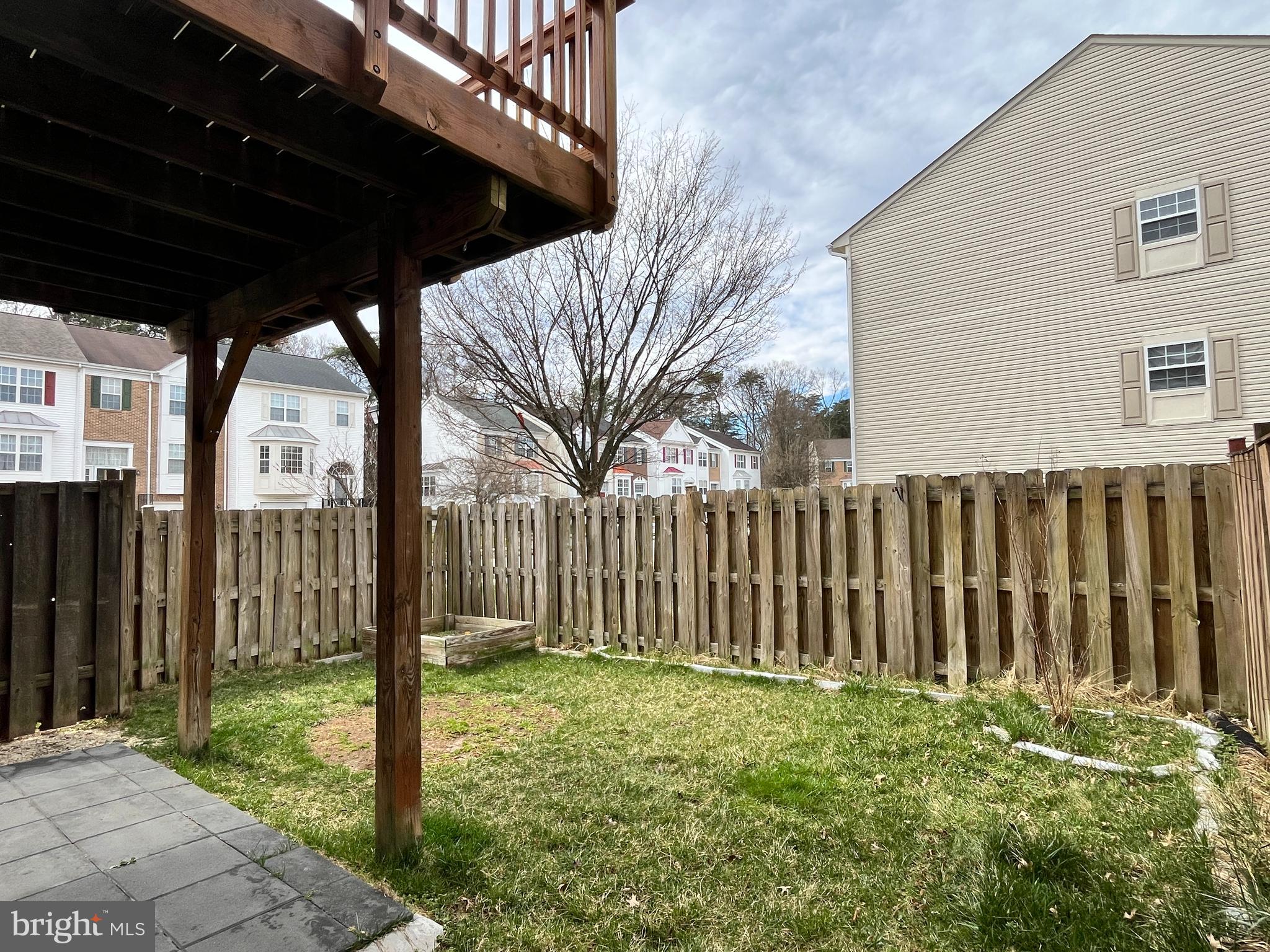 SEVEN OAKS - Residential