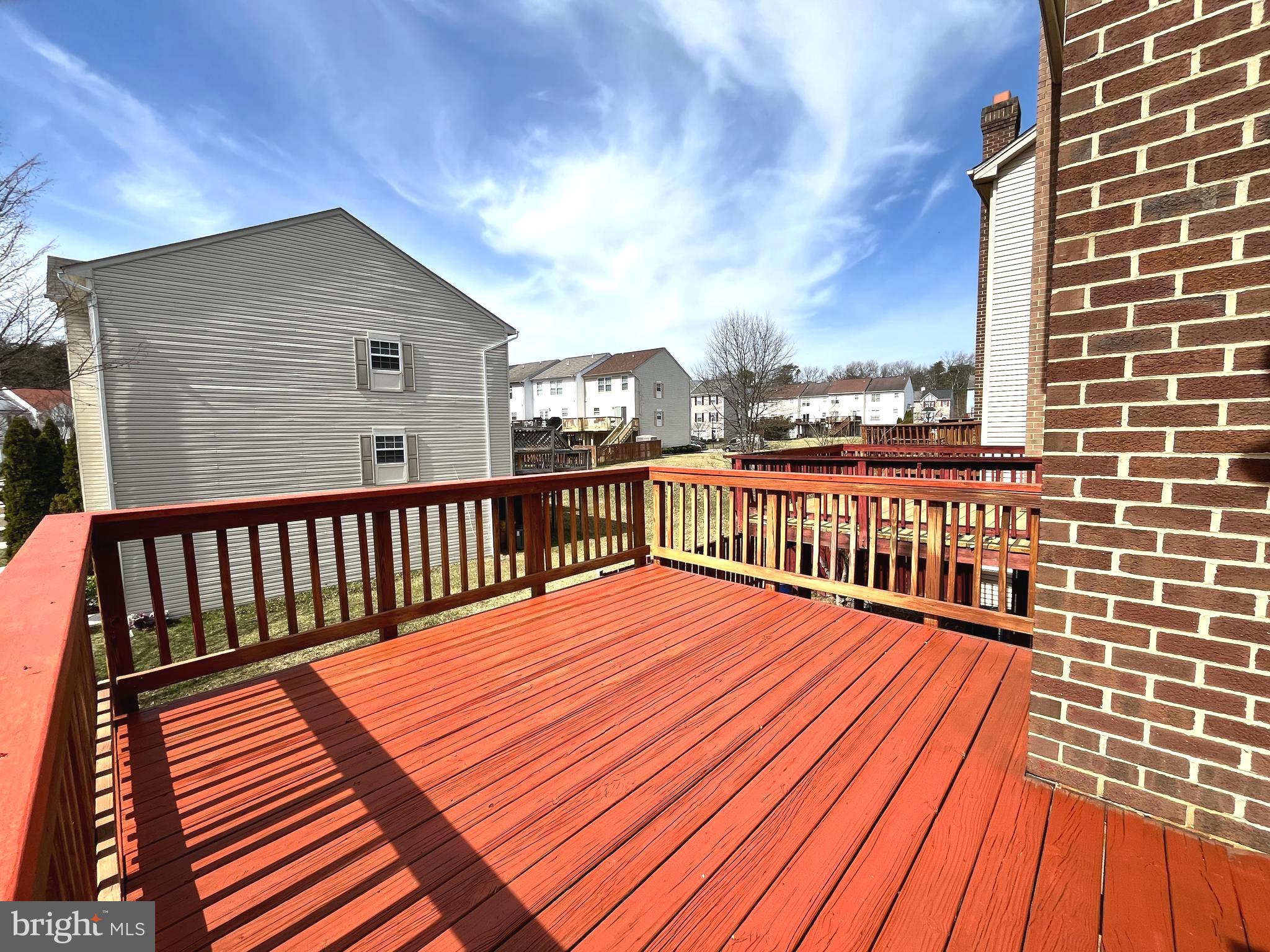 SEVEN OAKS - Residential