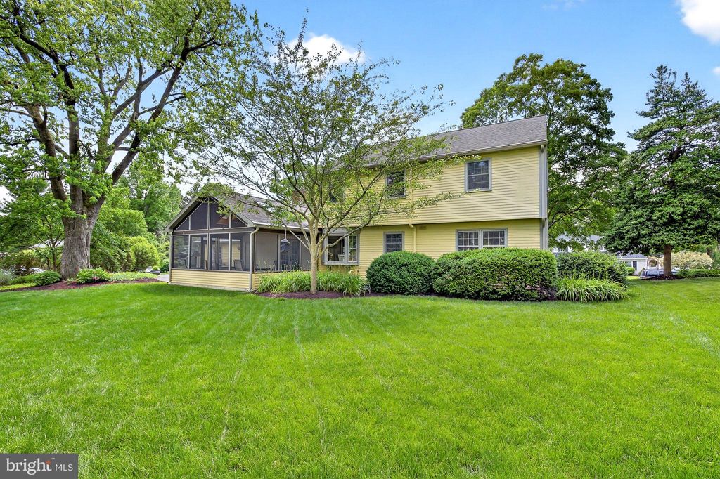 Photo of 1105 Amy Lane, LANCASTER, PA 17601 (MLS # PALA2076154)