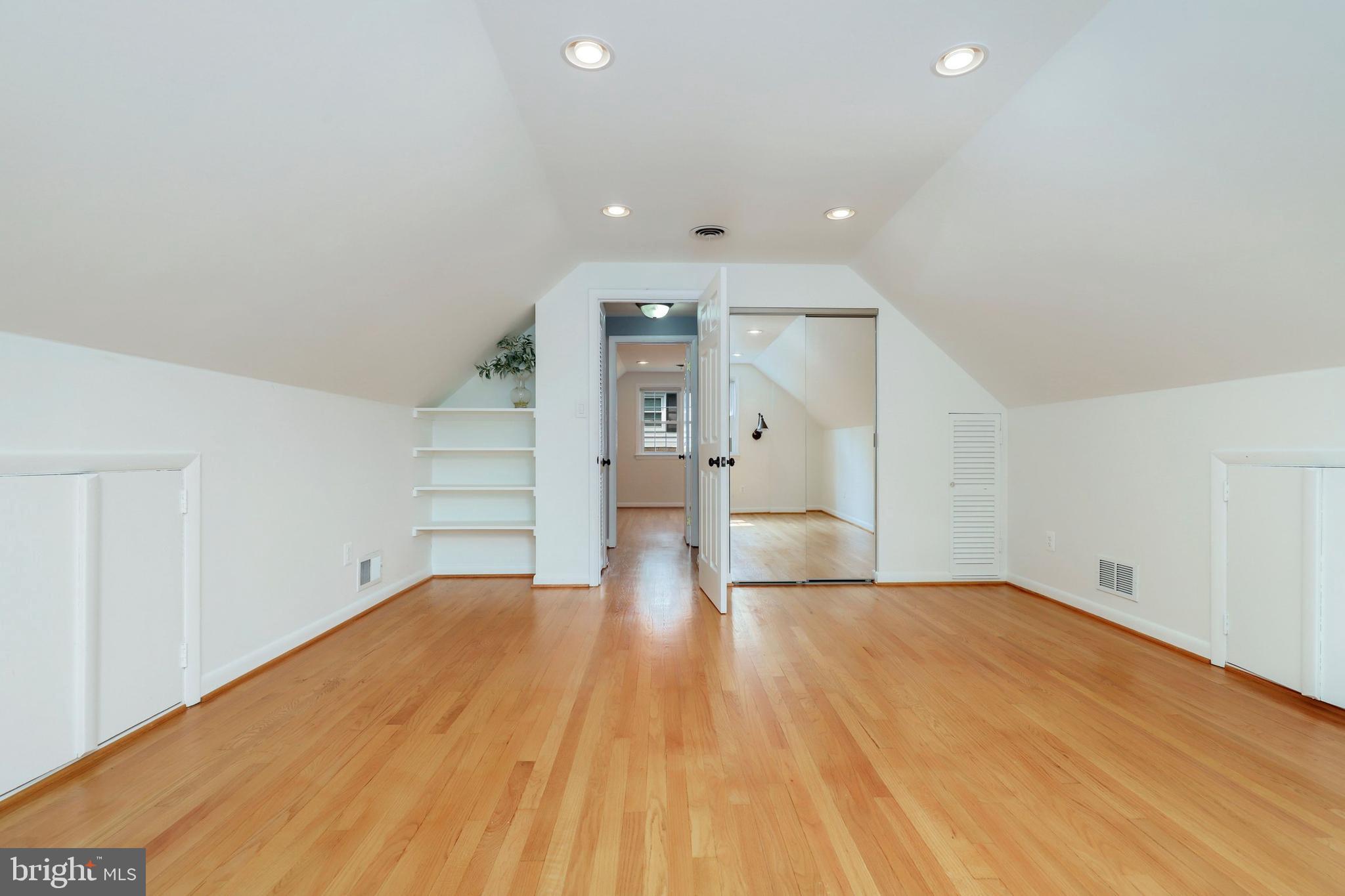 WEST END PARK - Residential