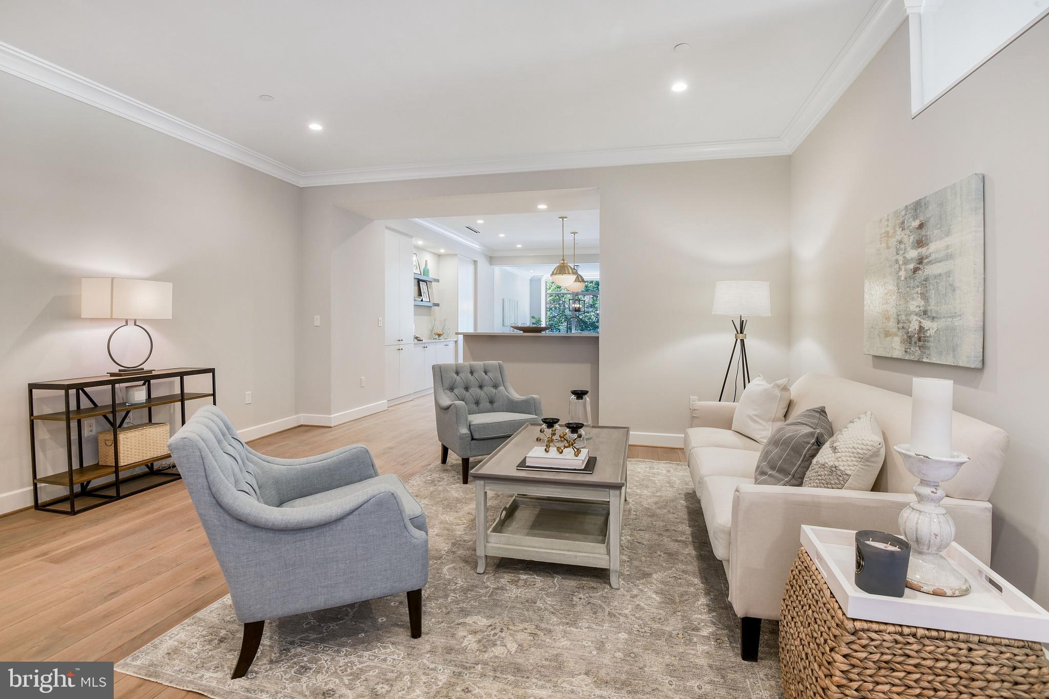 MURRAY HILL - Residential