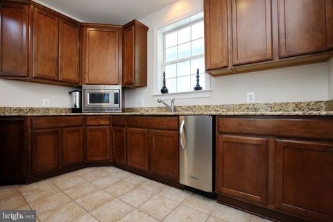 Tiny photo for 84 Jockey Drive, LA PLATA, MD 20646 (MLS # MDCH2052540)
