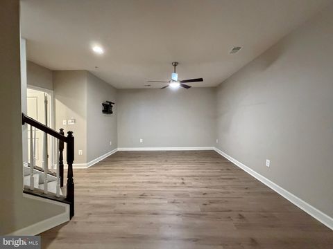 Tiny photo for 84 Jockey Drive, LA PLATA, MD 20646 (MLS # MDCH2052540)